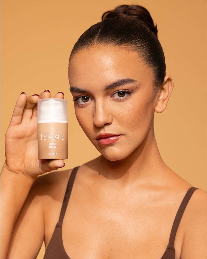 Pack of 12 - Gradual Face Tan - Wholesale