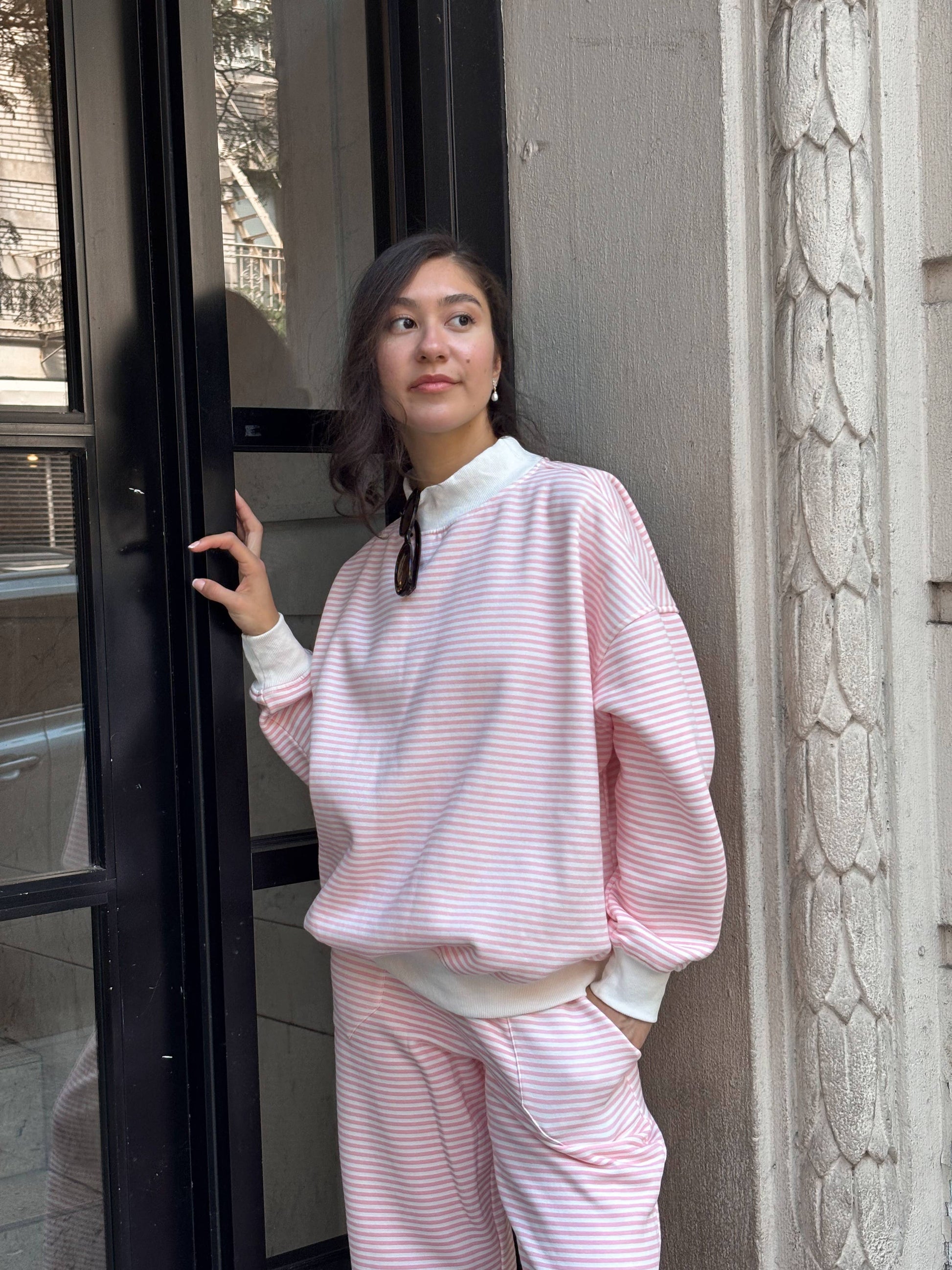 LIGHT PINK AND BIG STRIPED MOCKNECK SWEATSHIRT