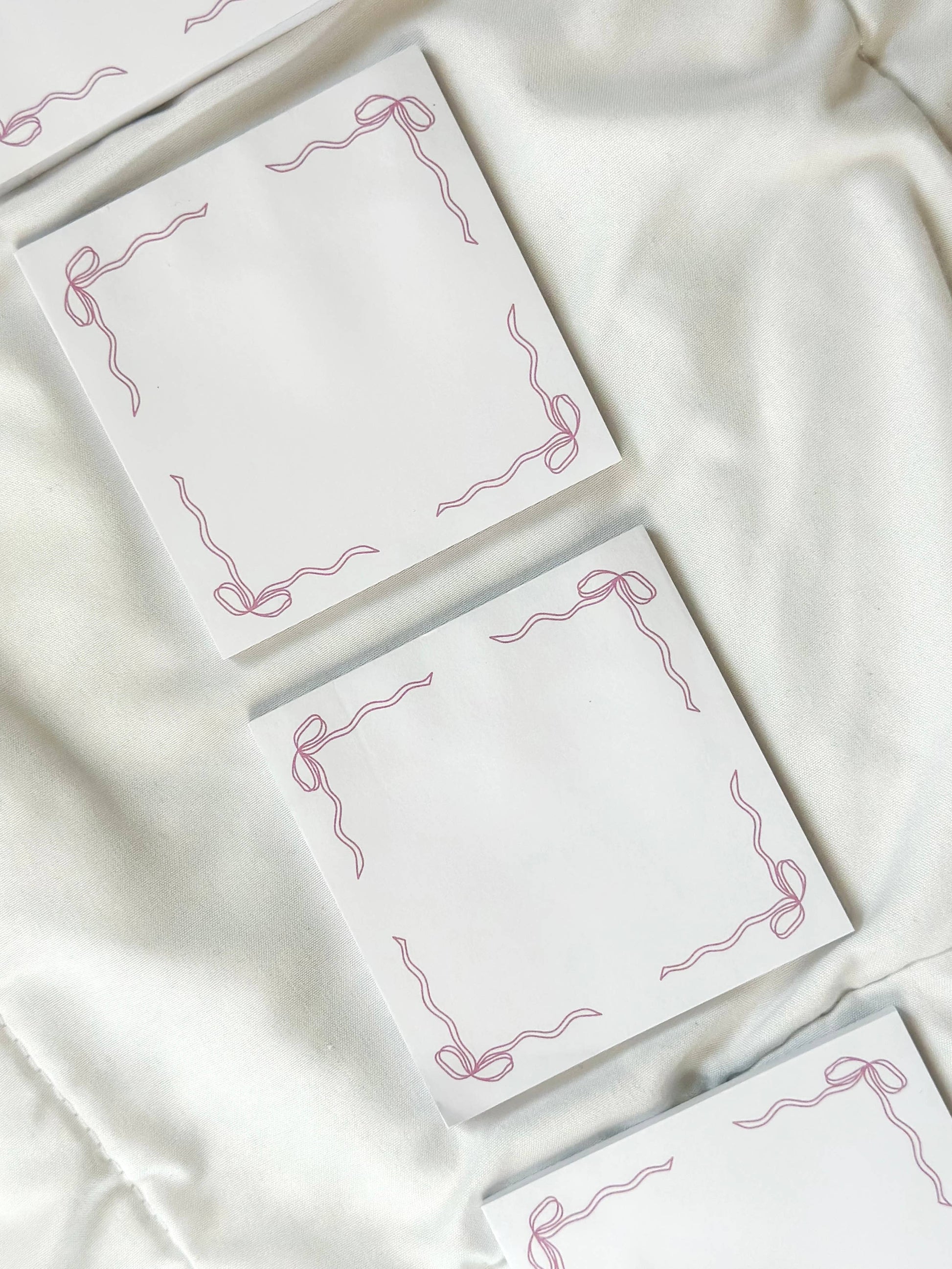 Bow Frame Sticky Notes