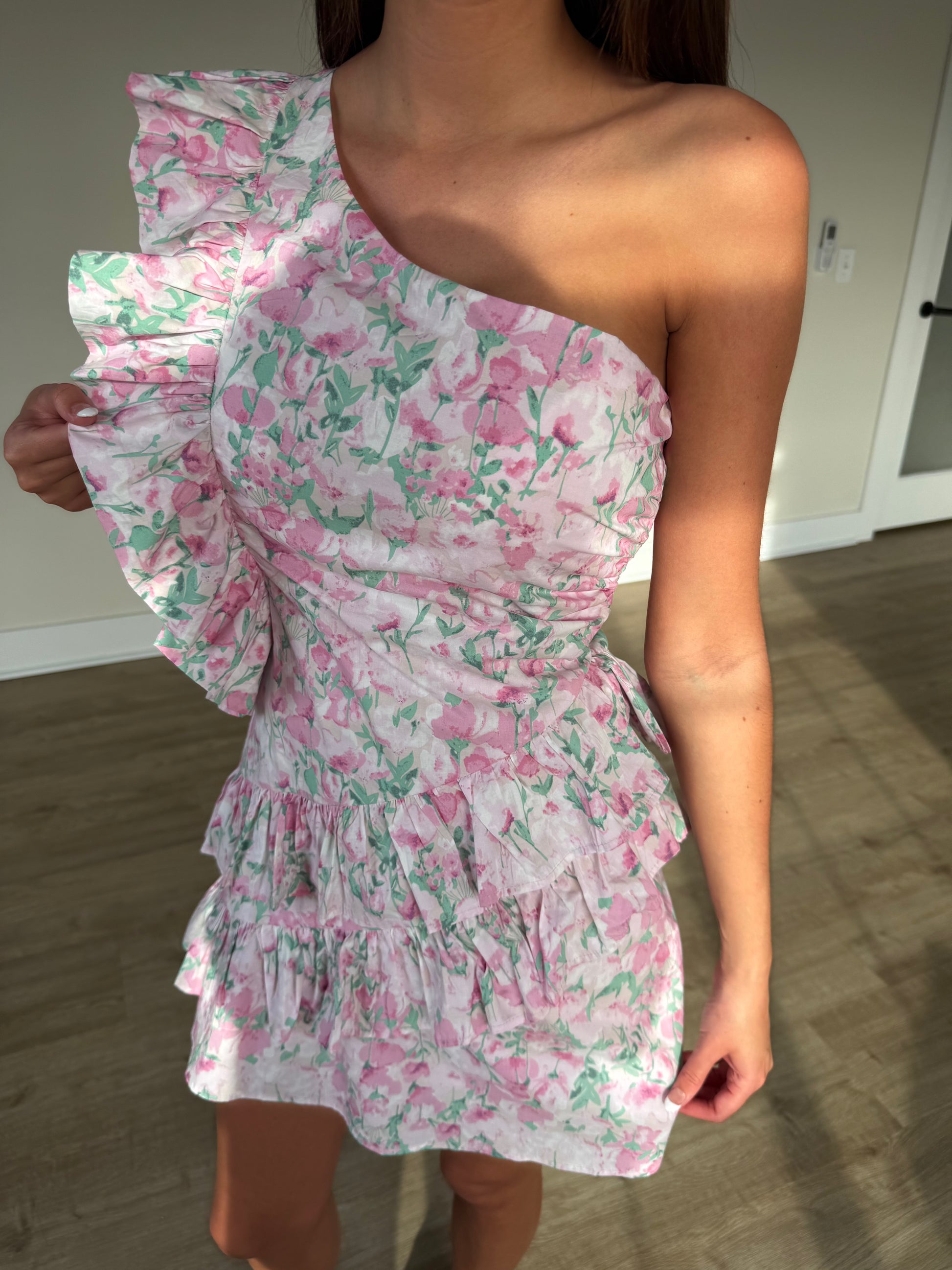 *One Shoulder Pink Floral Mini Dress