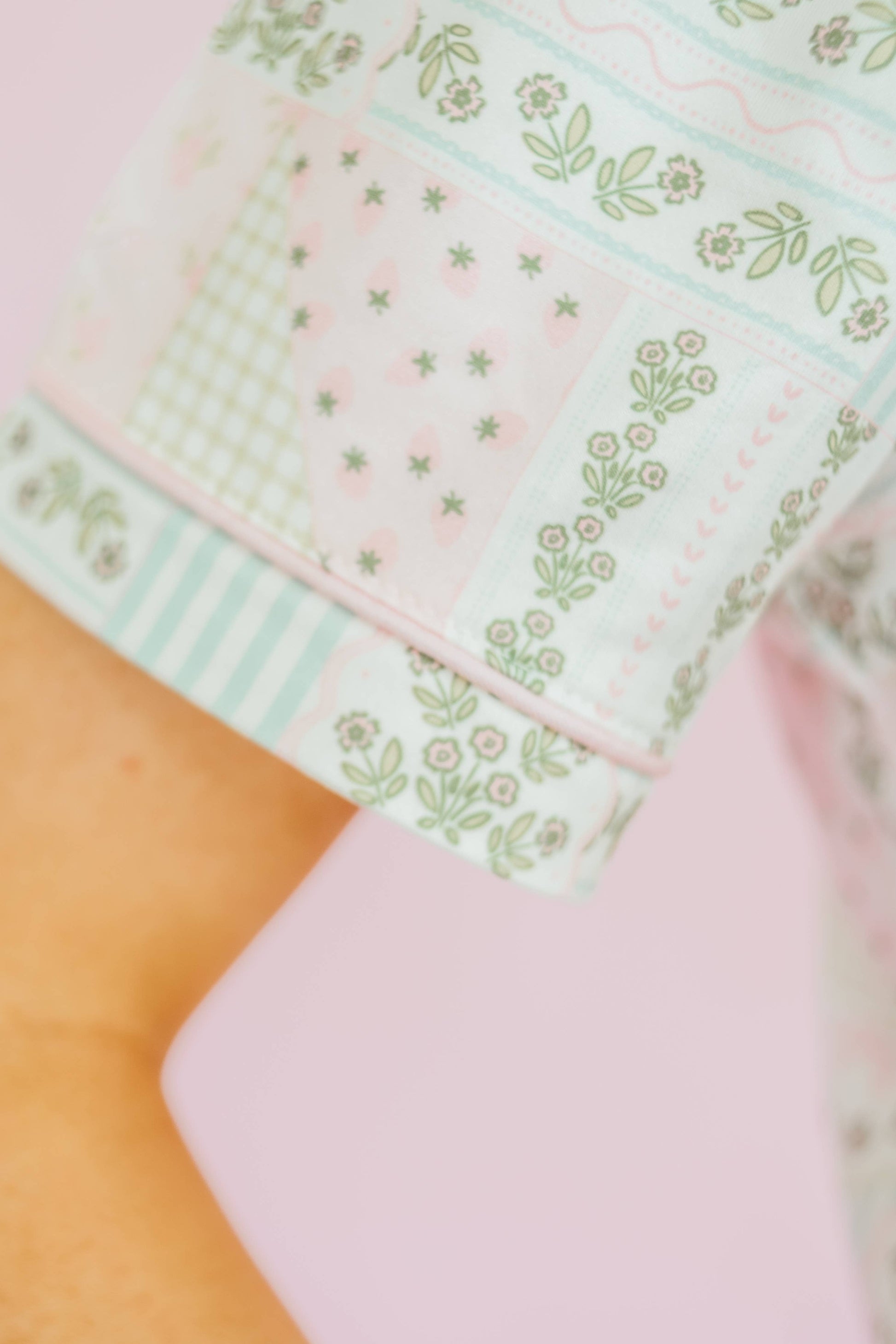 Patchwork Ruffle Hem Shorts Pajama Set