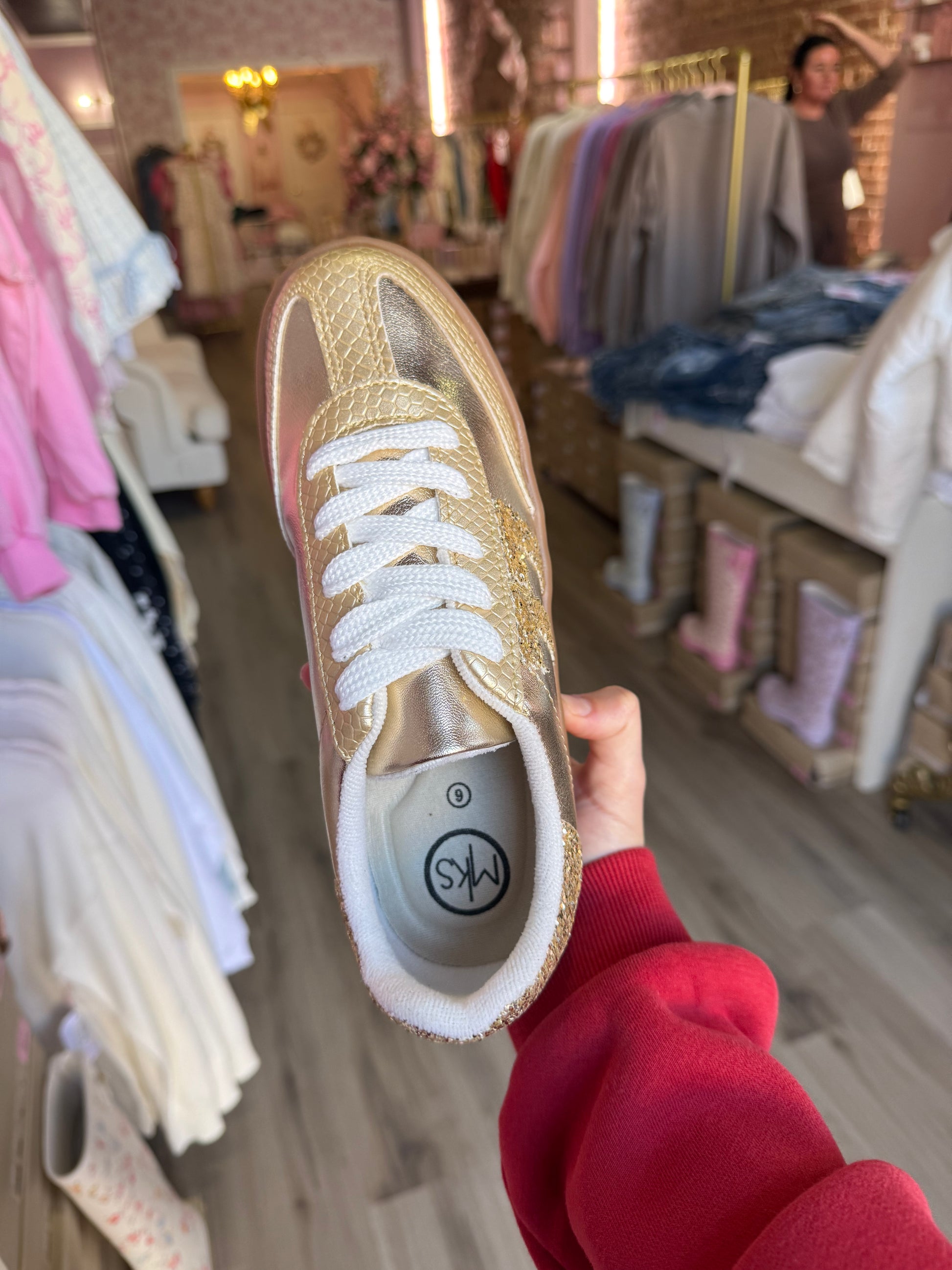 Women’s Glitter Comfort Sneaker