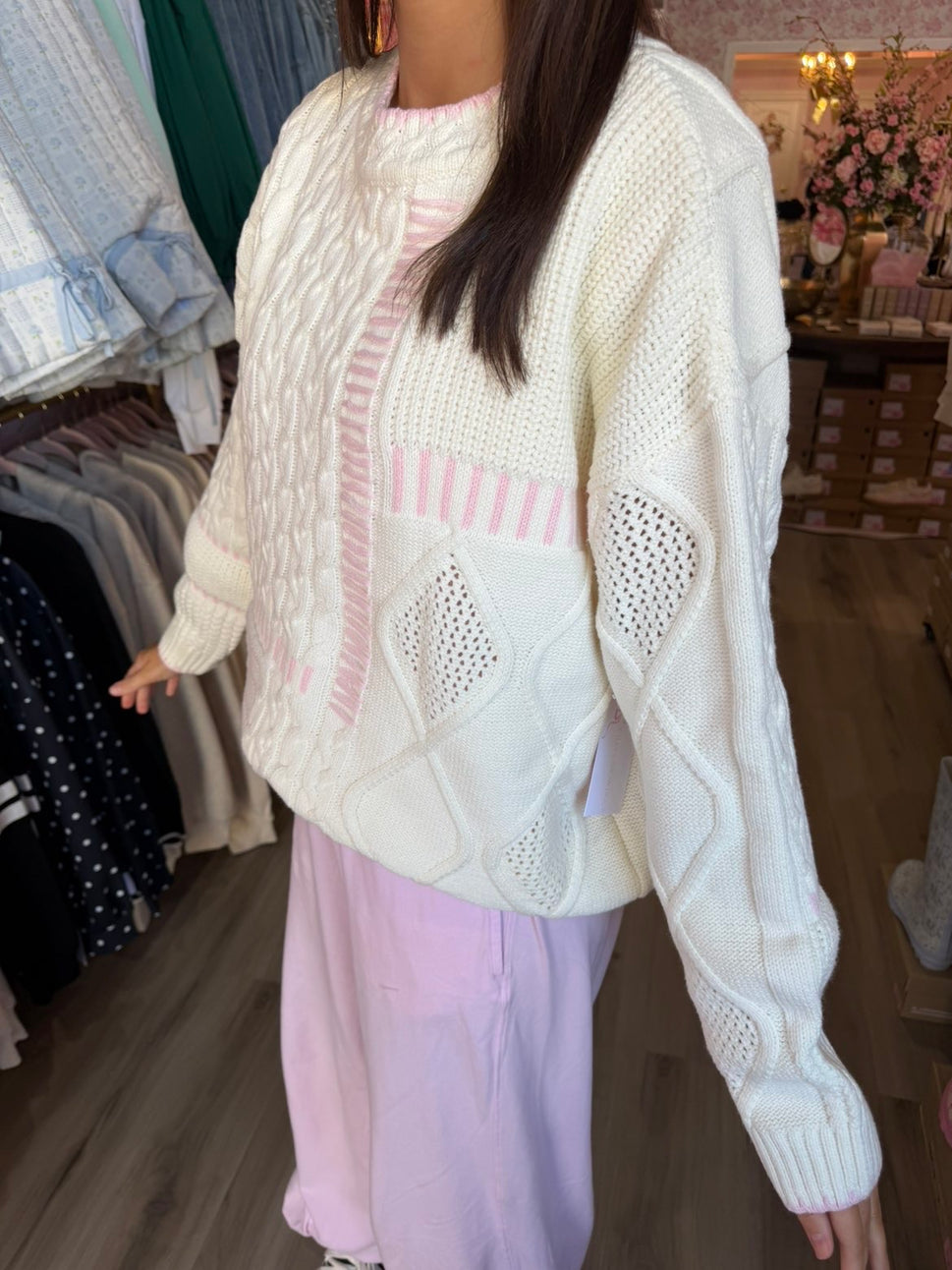 SIMPLE GIRLY SWEATER