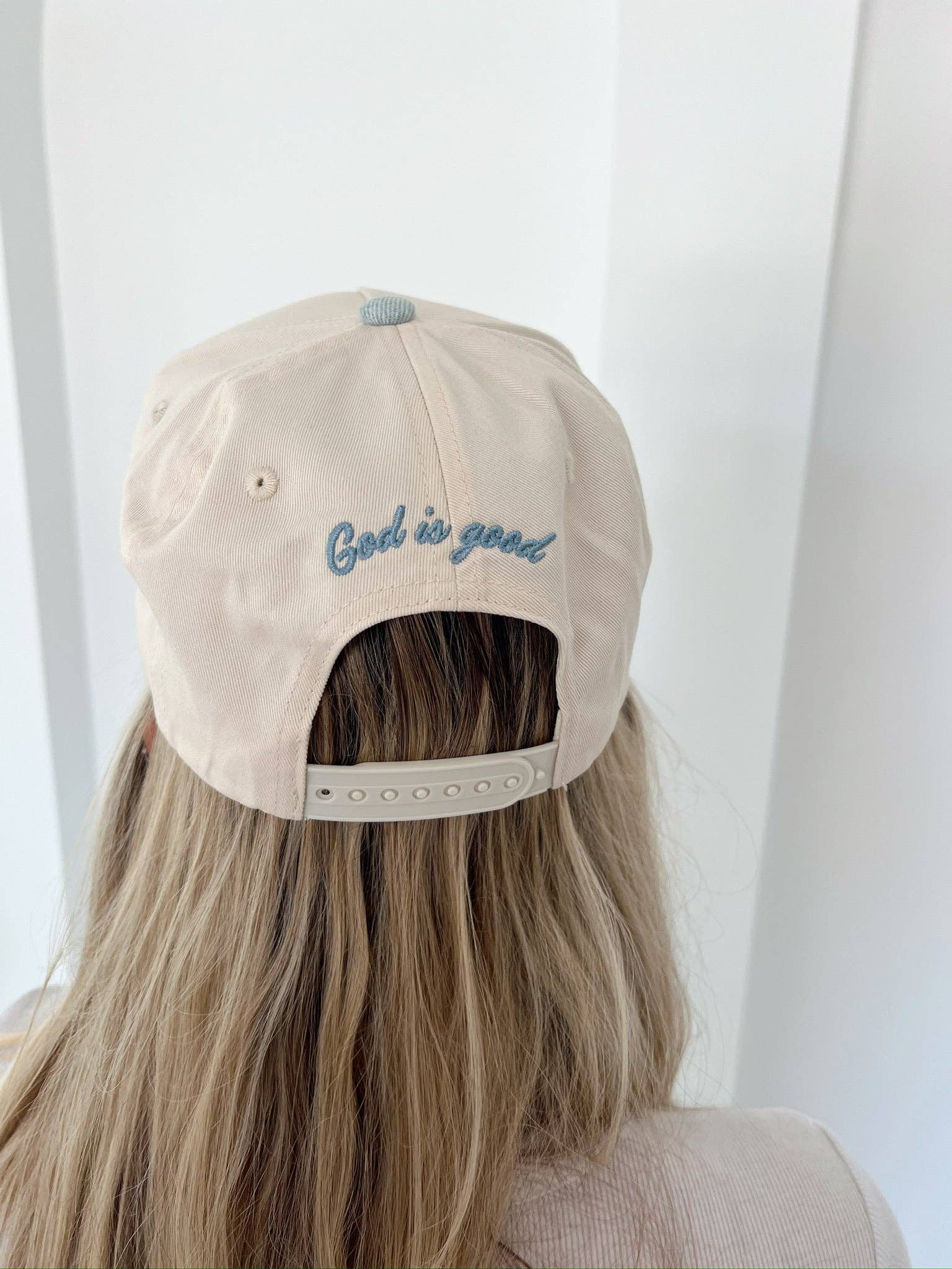 Make Heaven Crowded - Vintage Trucker Hat: Pink