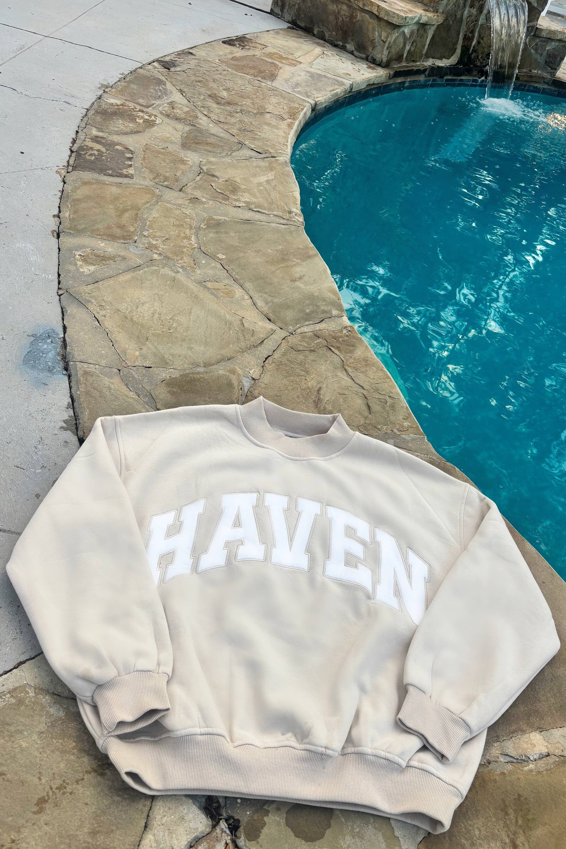 HAVEN Mock Neck Sweatshirt Beige: M