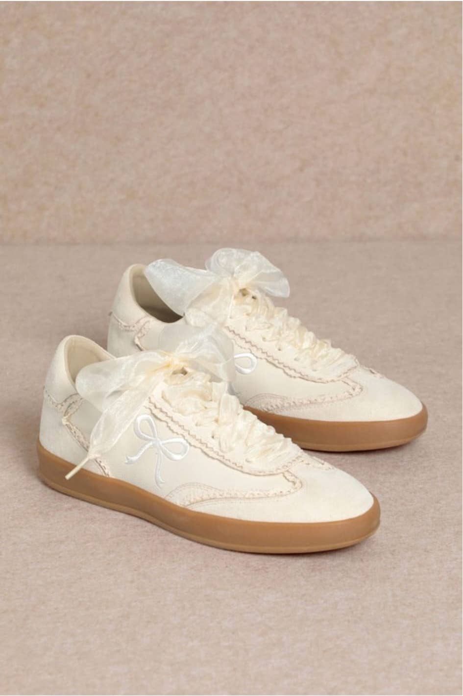 Julie Bow - Cream