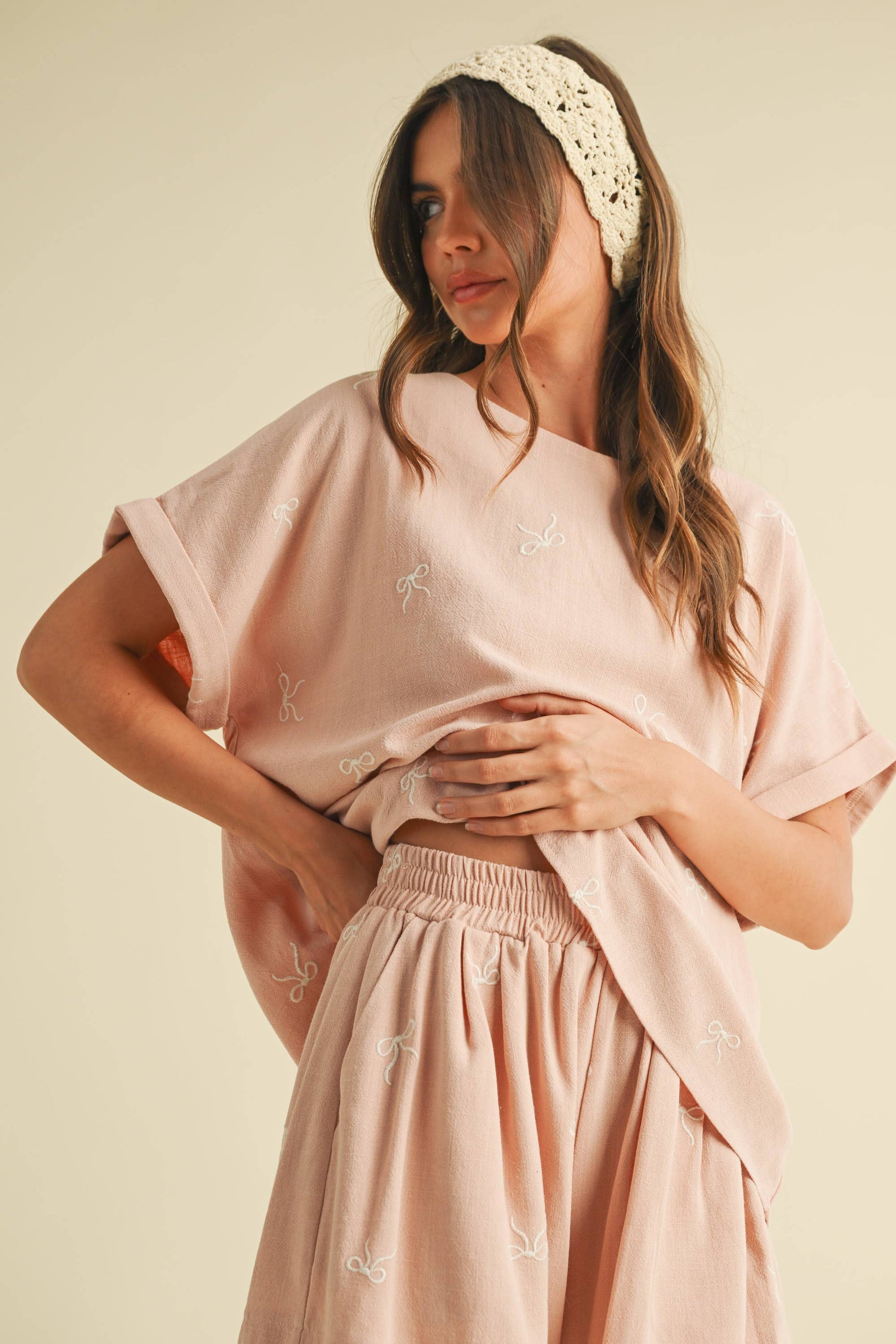 OVERSIZED SHORT SLEEVE TOP WITH BELTED SHORTS SET