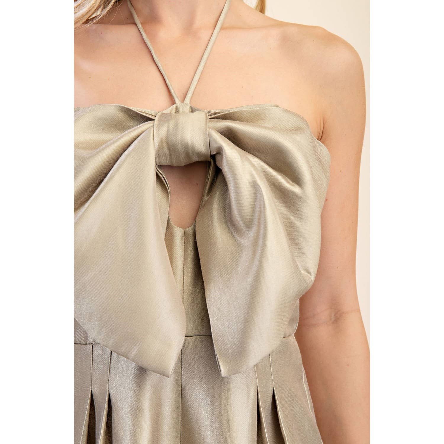 BOW TRIM ROMPER