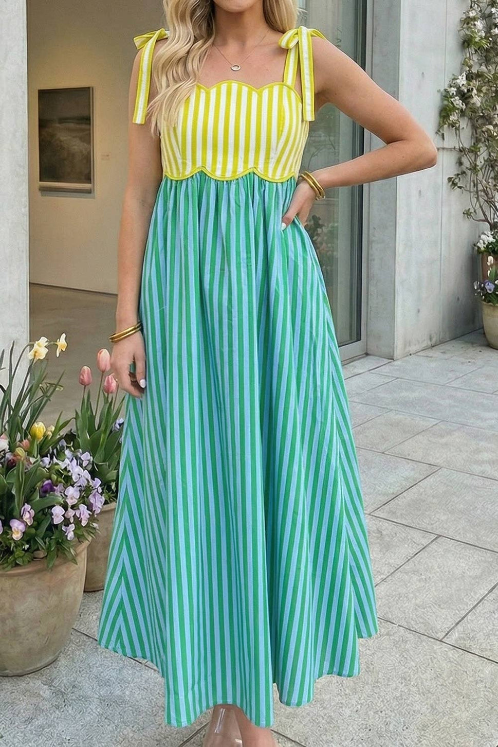 *Striped Scalloped Trim Sleeveless Midi Dress