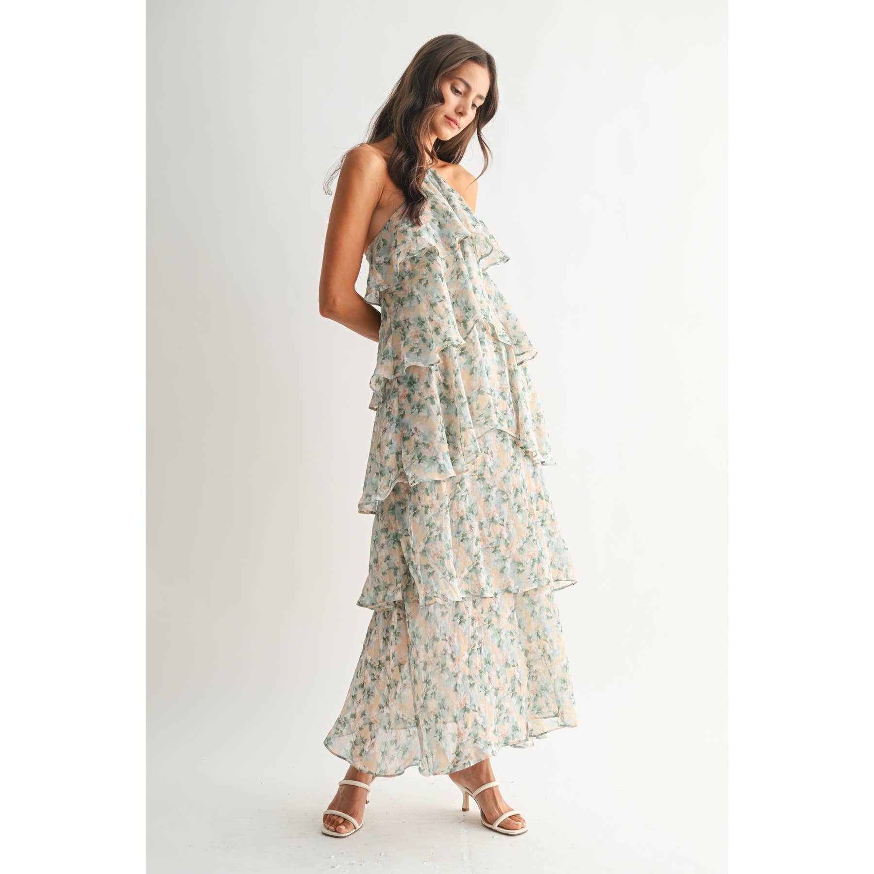TIERED FLORAL MAXI DRESS