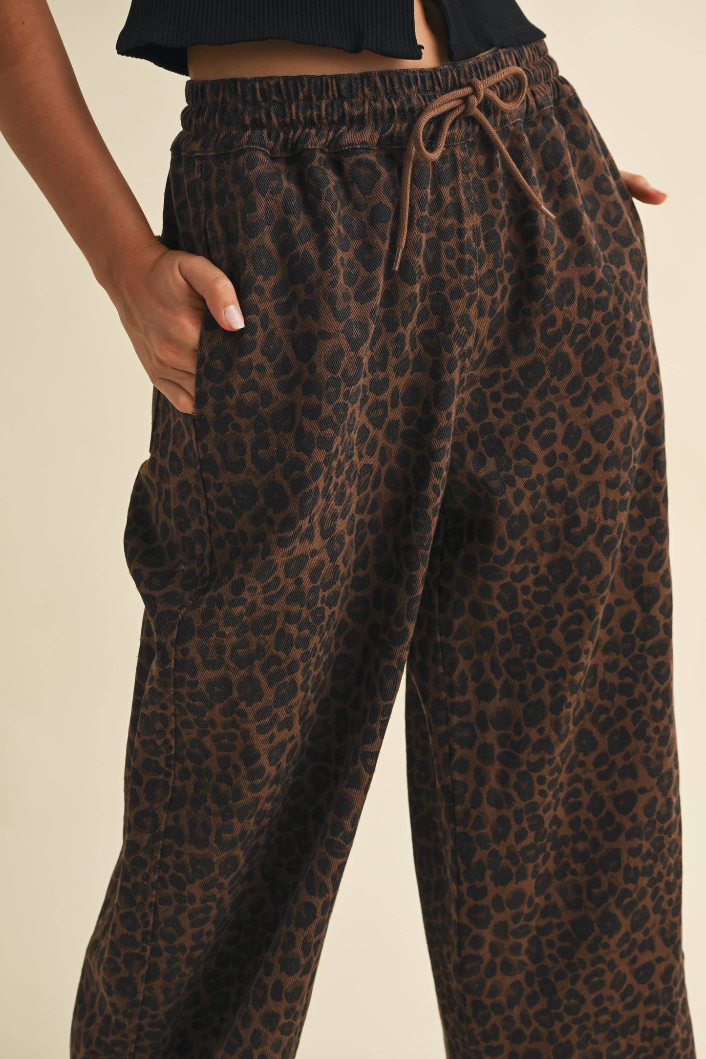IP1397 LEOPARD PRINT WIDE DENIM TRACK PANTS