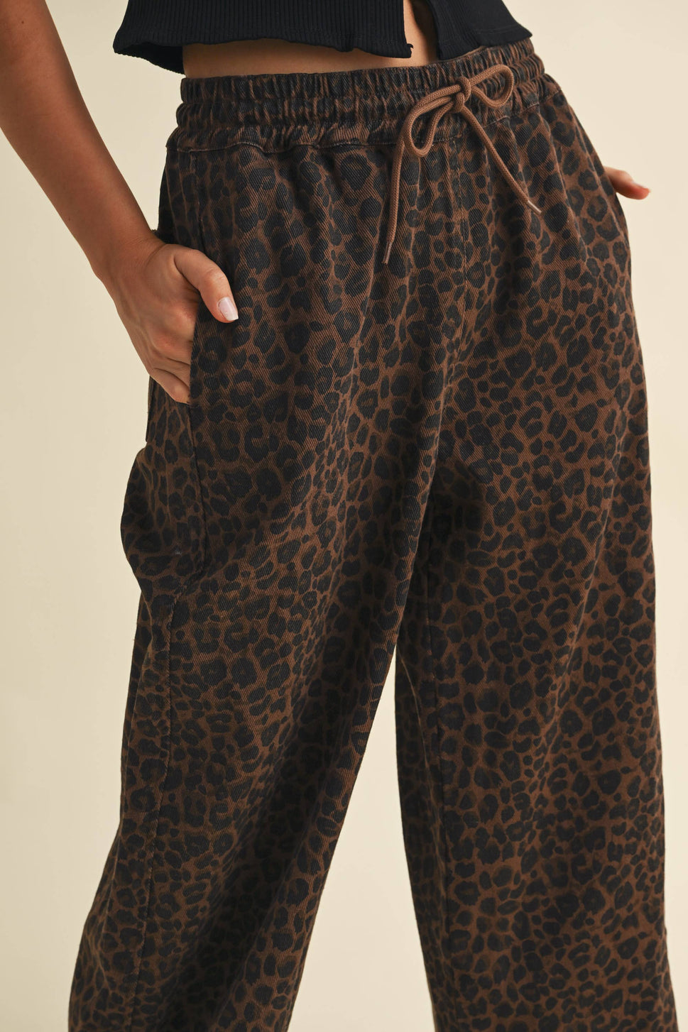 IP1397 LEOPARD PRINT WIDE DENIM TRACK PANTS
