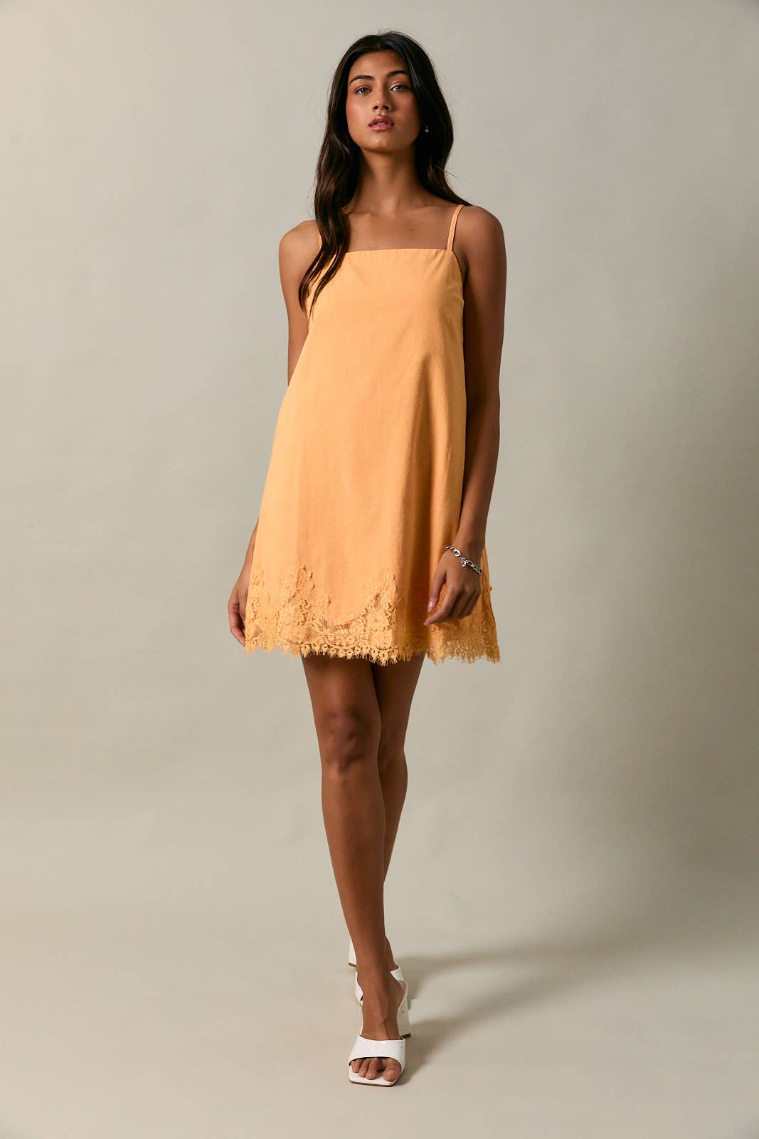 LACE TRIM SPAGHETTI SHIFT MINI DRESS