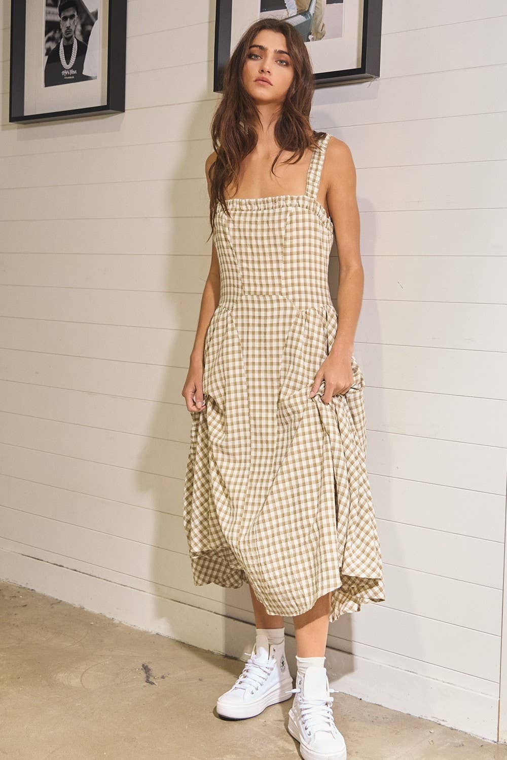 CONVERTIBLE SHOULDER STRAPS SMOCKED CHECK MIDI DRESS