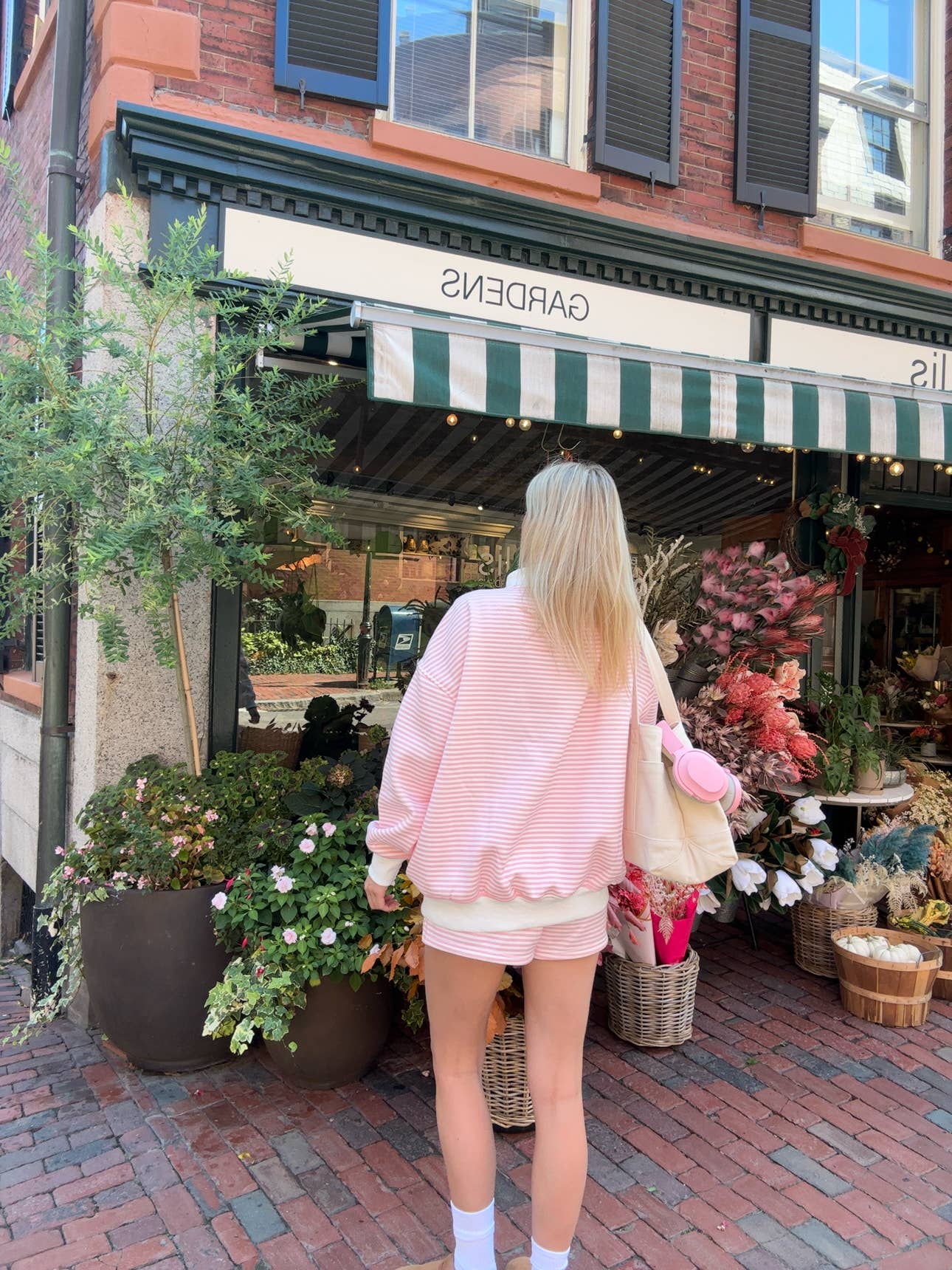 LIGHT PINK AND BIG STRIPED MOCKNECK SWEATSHIRT
