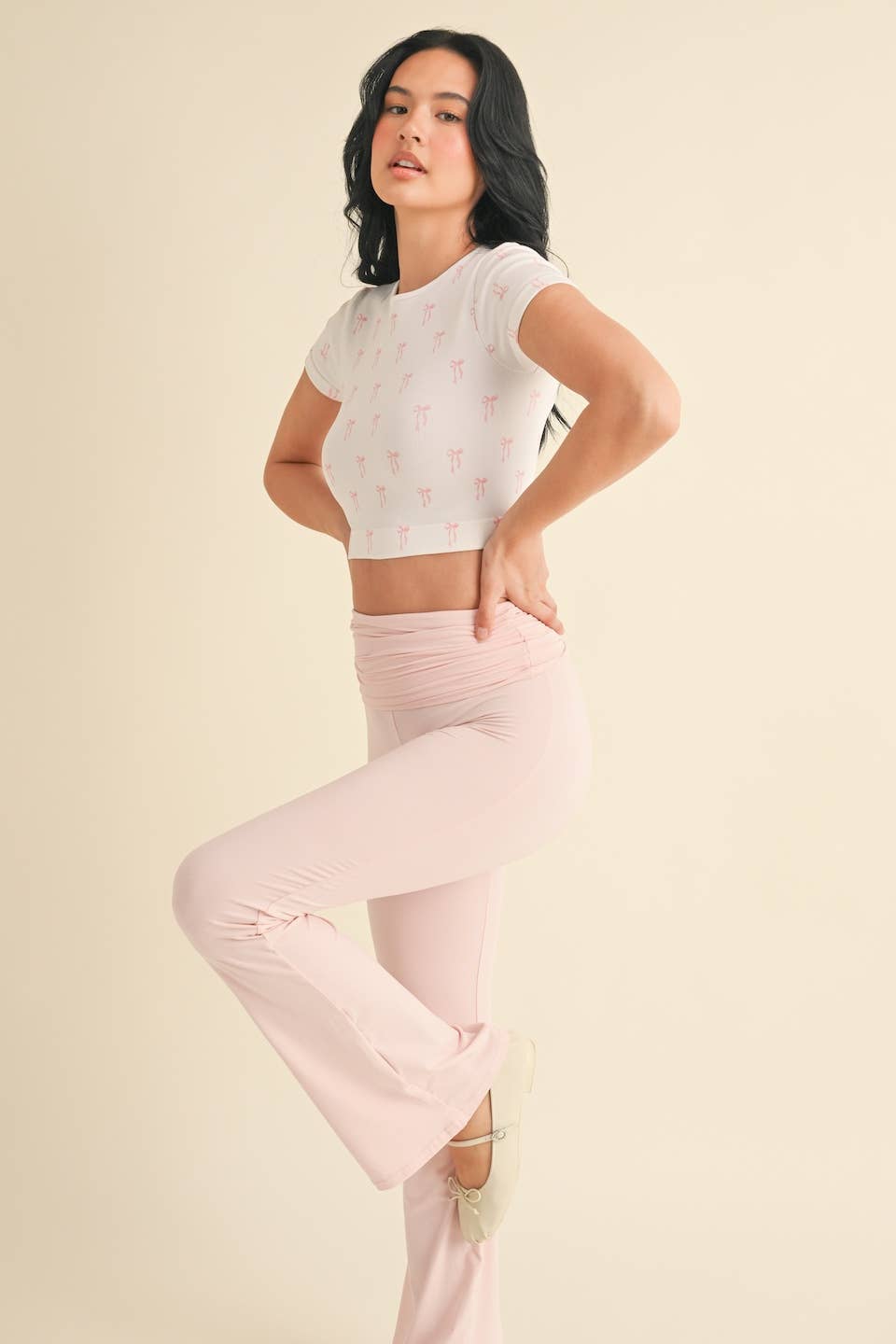 BOW PRINT CREWNECK BABY TEE