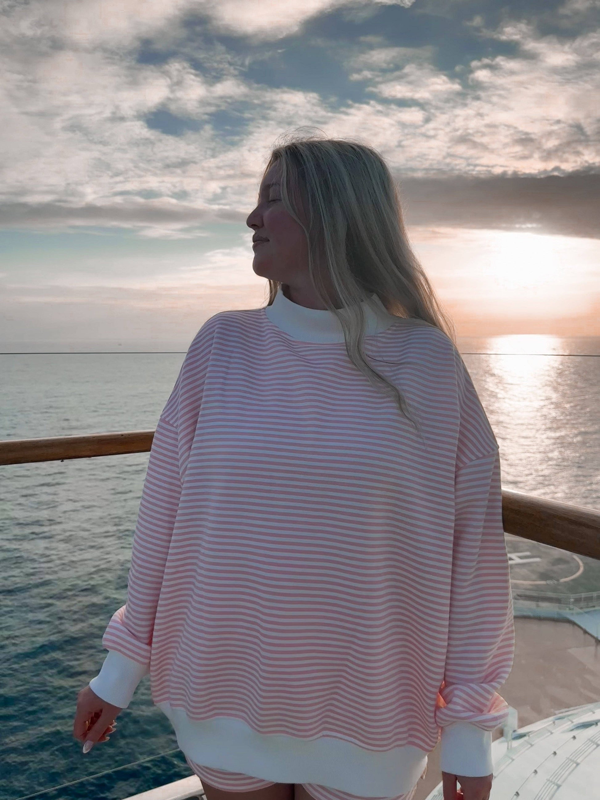 LIGHT PINK AND BIG STRIPED MOCKNECK SWEATSHIRT