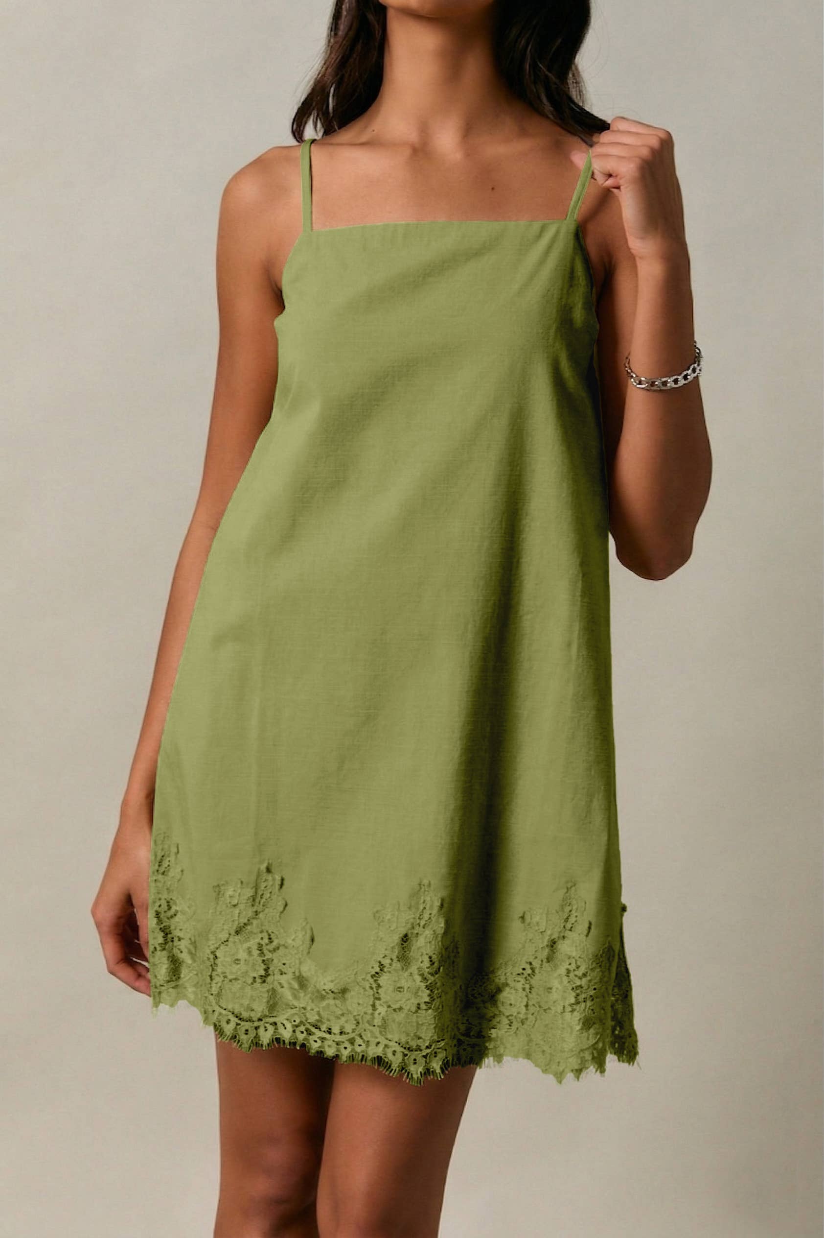 LACE TRIM SPAGHETTI SHIFT MINI DRESS