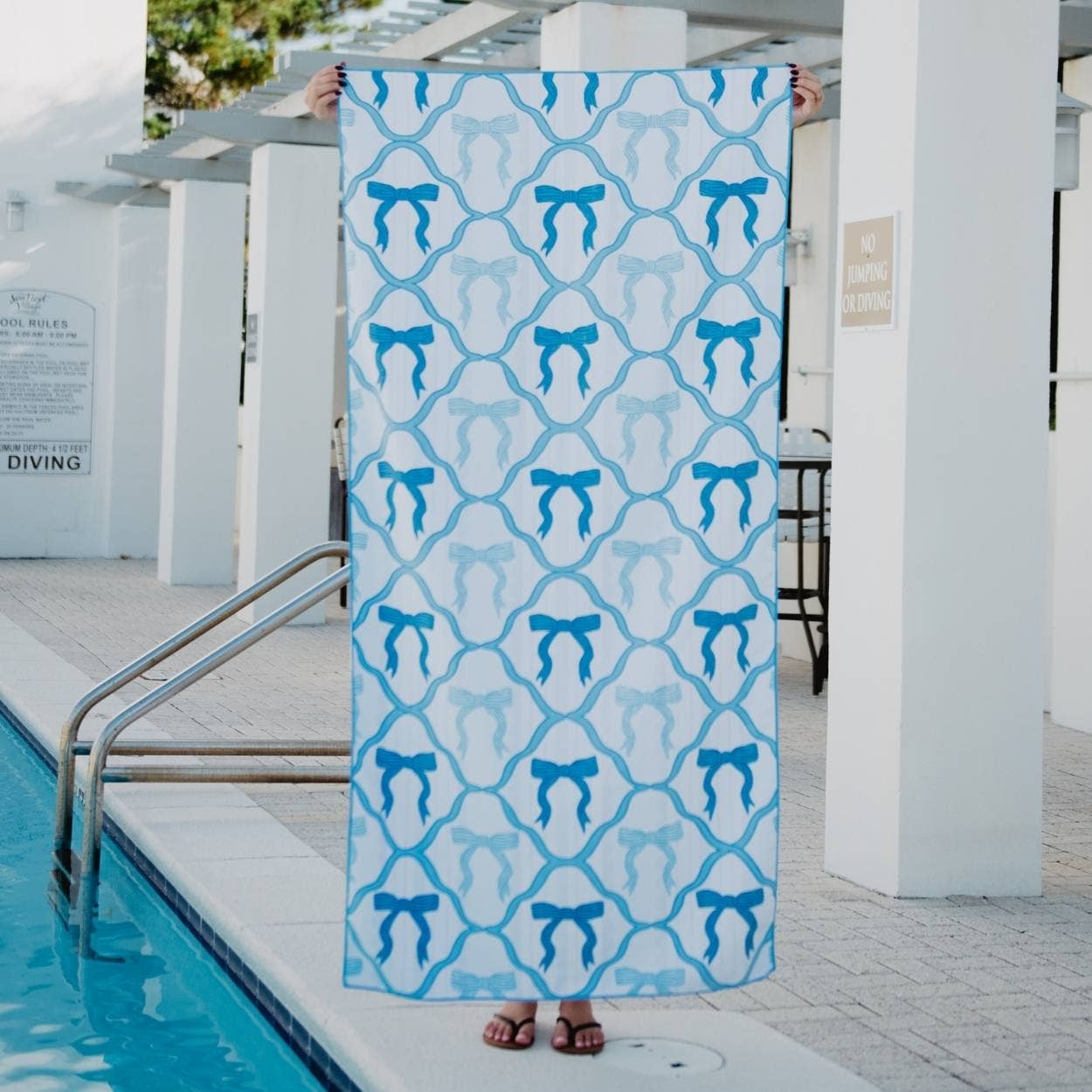 Blue Bow Wholesale Microfiber Towel: Light Blue