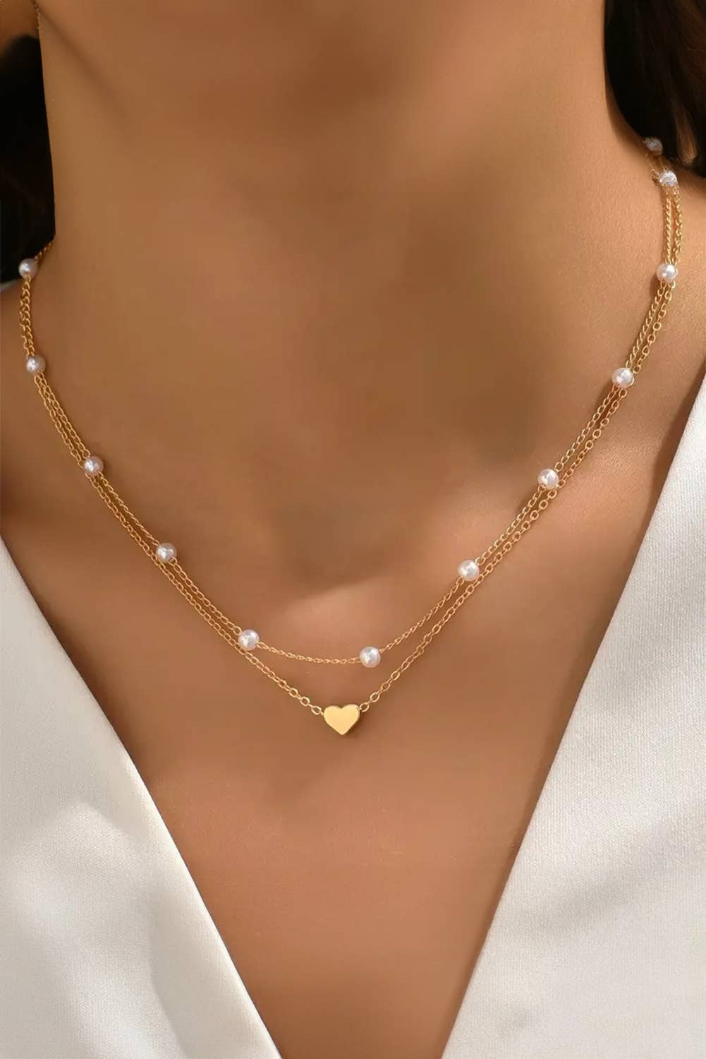 Heart and Pearl Detail 2pcs Layered Necklace: Gold / Alloy
