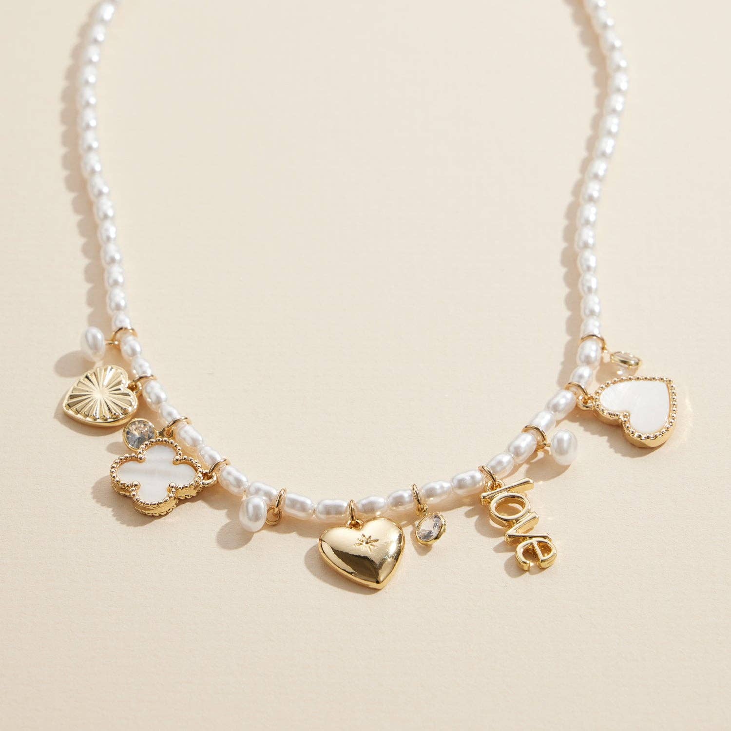 PEARL CHARM NECKLACE WITH GOLD ACCENTS