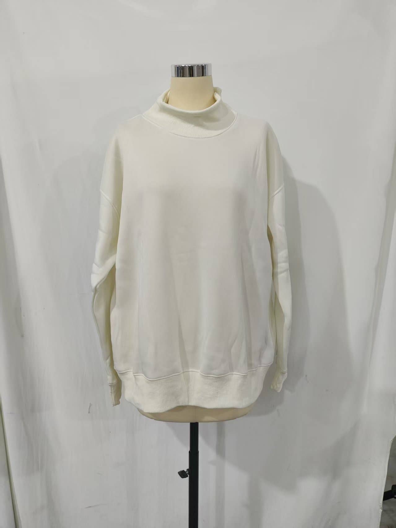 ATHLESURE PRACTICE MOCK NECK SWEATSHIRT