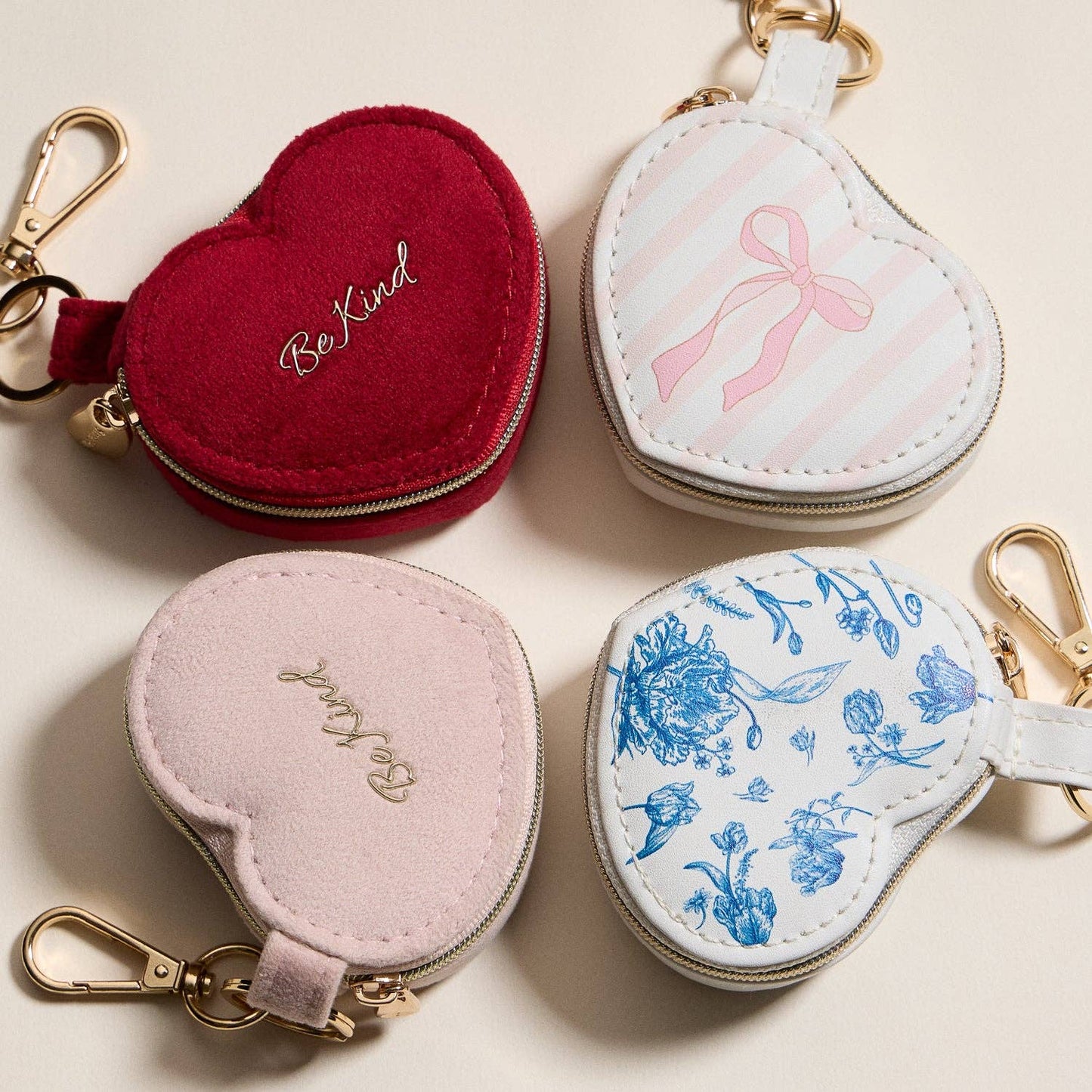 Heart-Shaped Jewelry Travel Case with Keychain – Pink Bow Stripe Design: IV / ONE