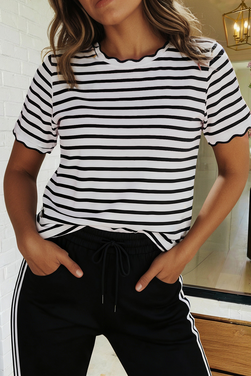 LAS Stripe Scalloped Trim Round Neck T Shirt