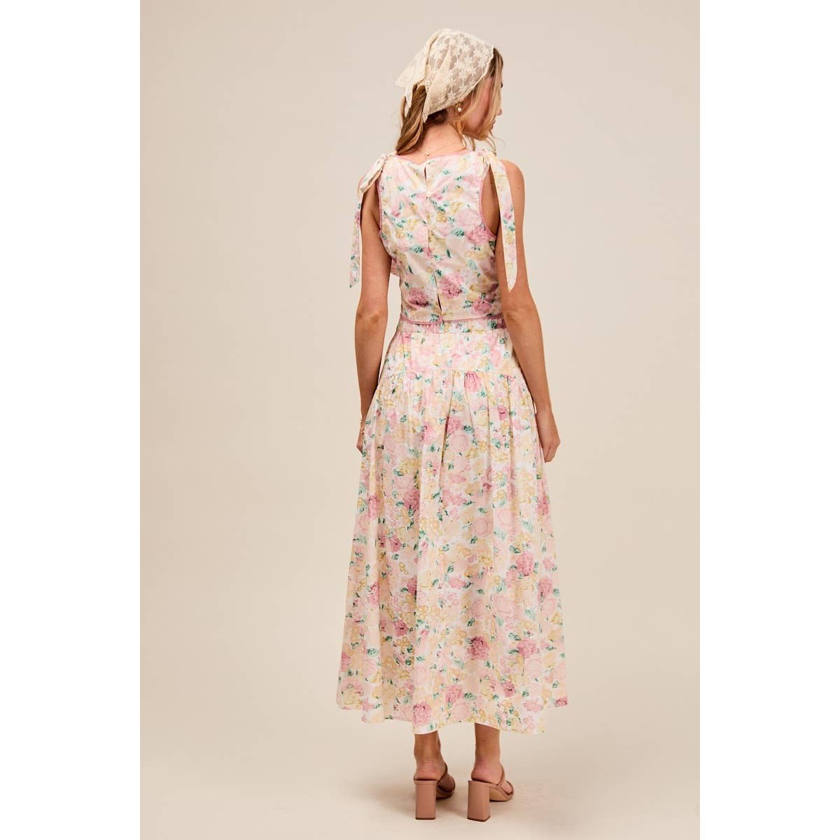 FLORAL PRINTED TOP AND LONG SKIRT SET: FLORAL