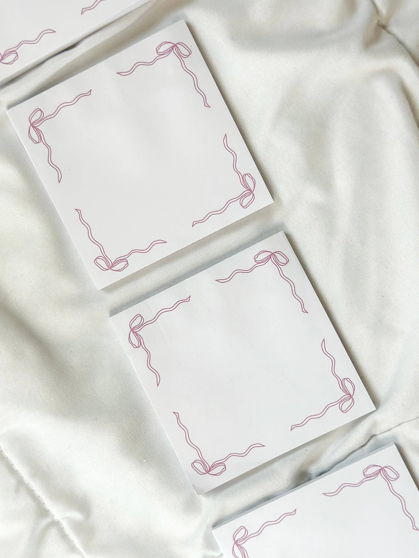 Bow Frame Sticky Notes