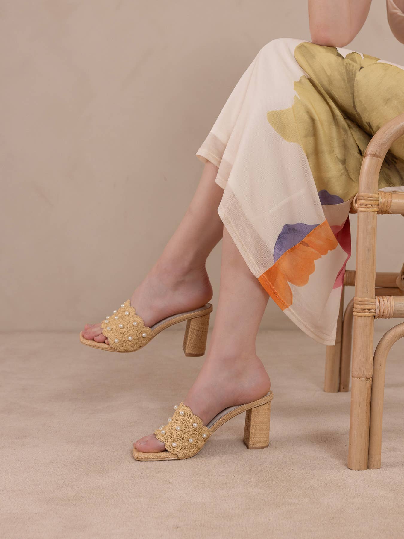 The Holland | Natural Pearl Raffia Block Heel Mule