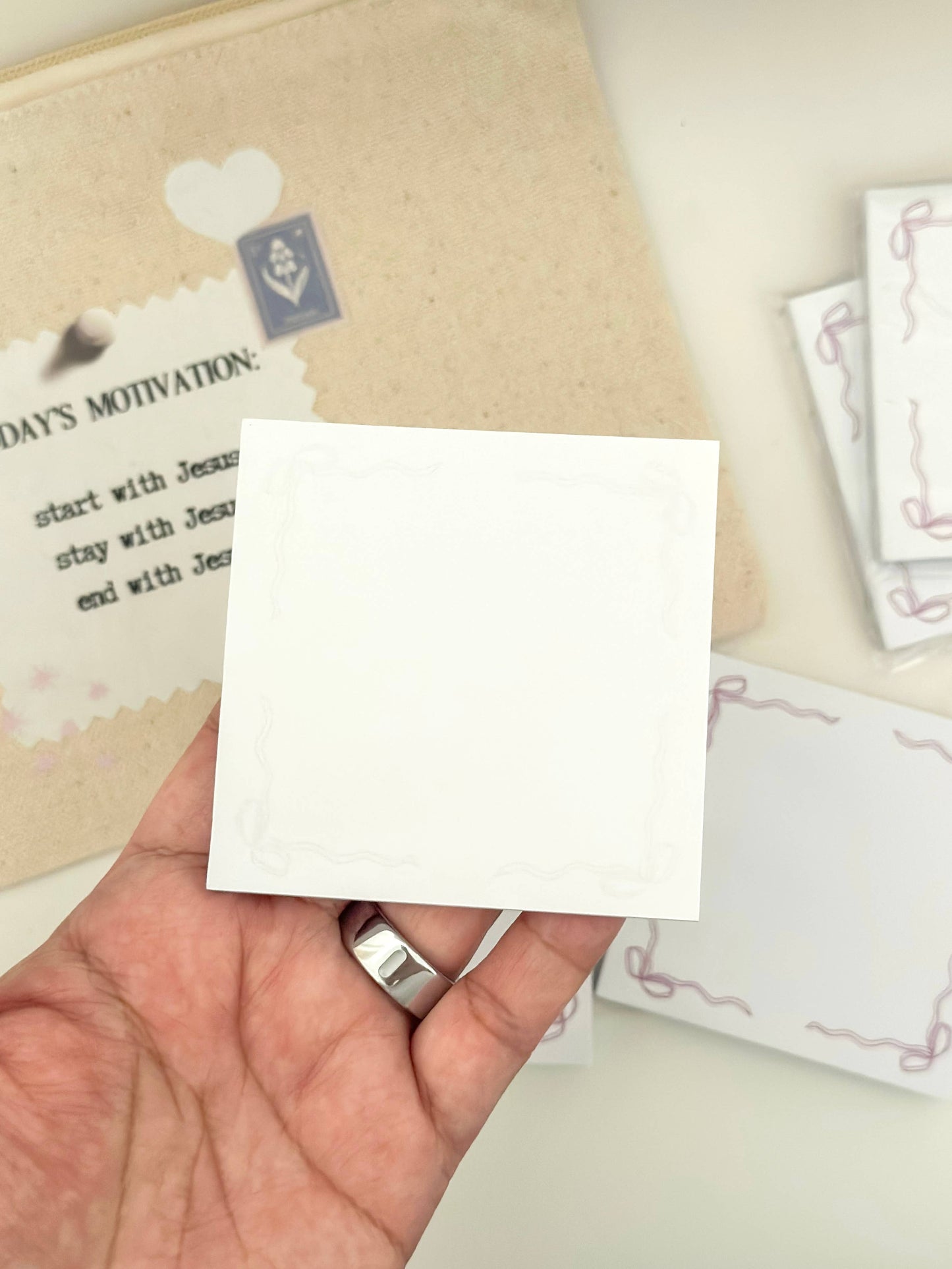 Bow Frame Sticky Notes