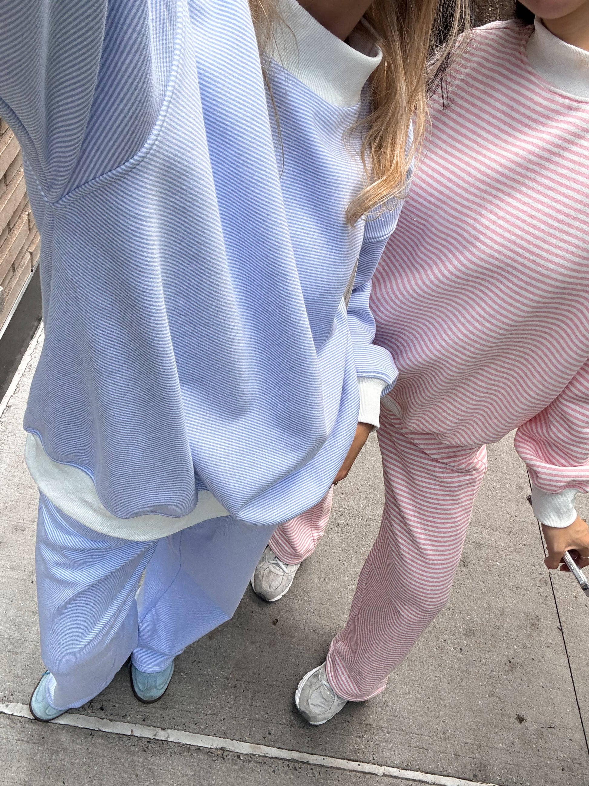 LIGHT PINK AND BIG STRIPED MOCKNECK SWEATSHIRT