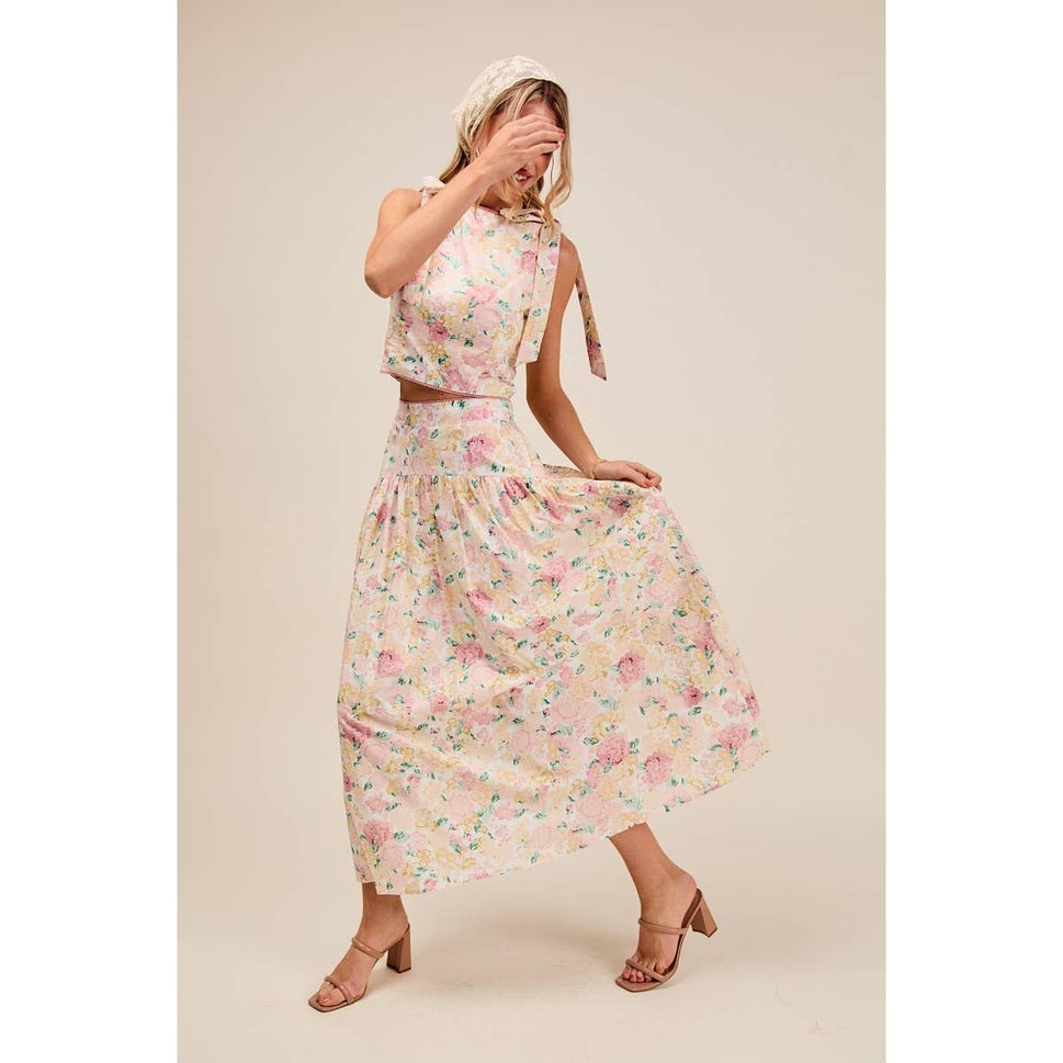 FLORAL PRINTED TOP AND LONG SKIRT SET: FLORAL