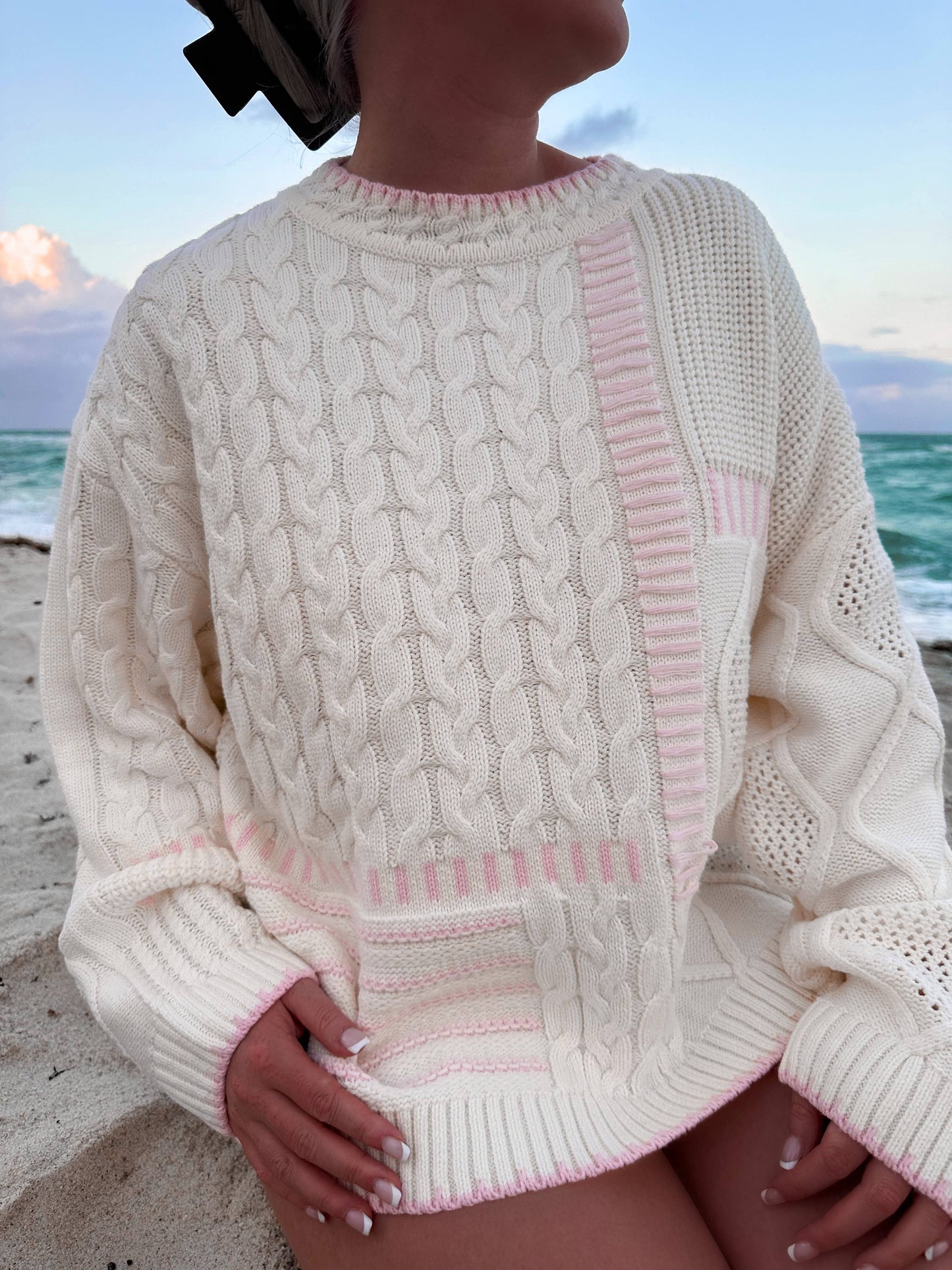 SIMPLE GIRLY SWEATER