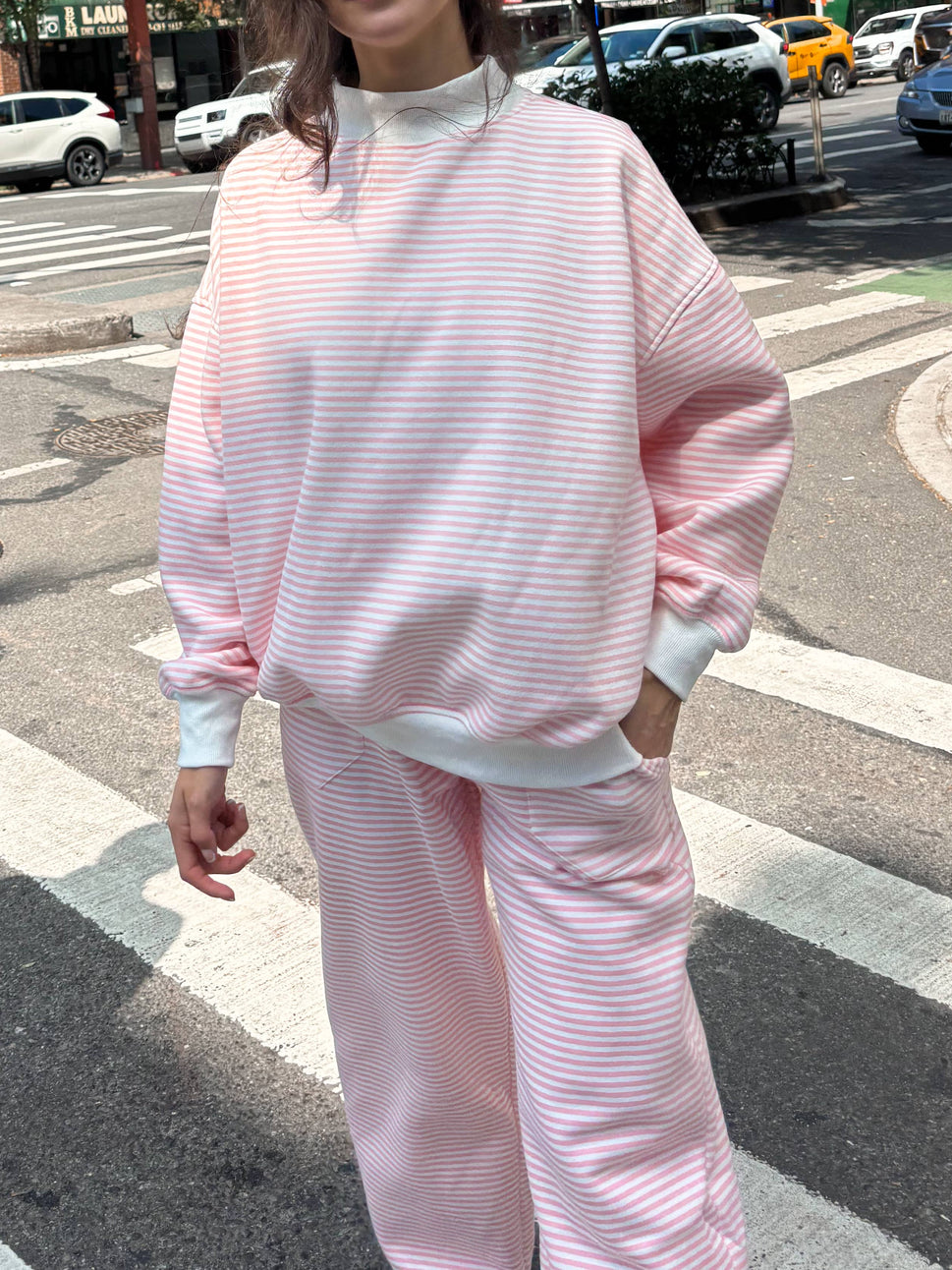 LIGHT PINK AND BIG STRIPED MOCKNECK SWEATSHIRT