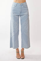 Switch WIDE OPENING DENIM DITSY FLORAL AND PAISLEY PRINT 2 image