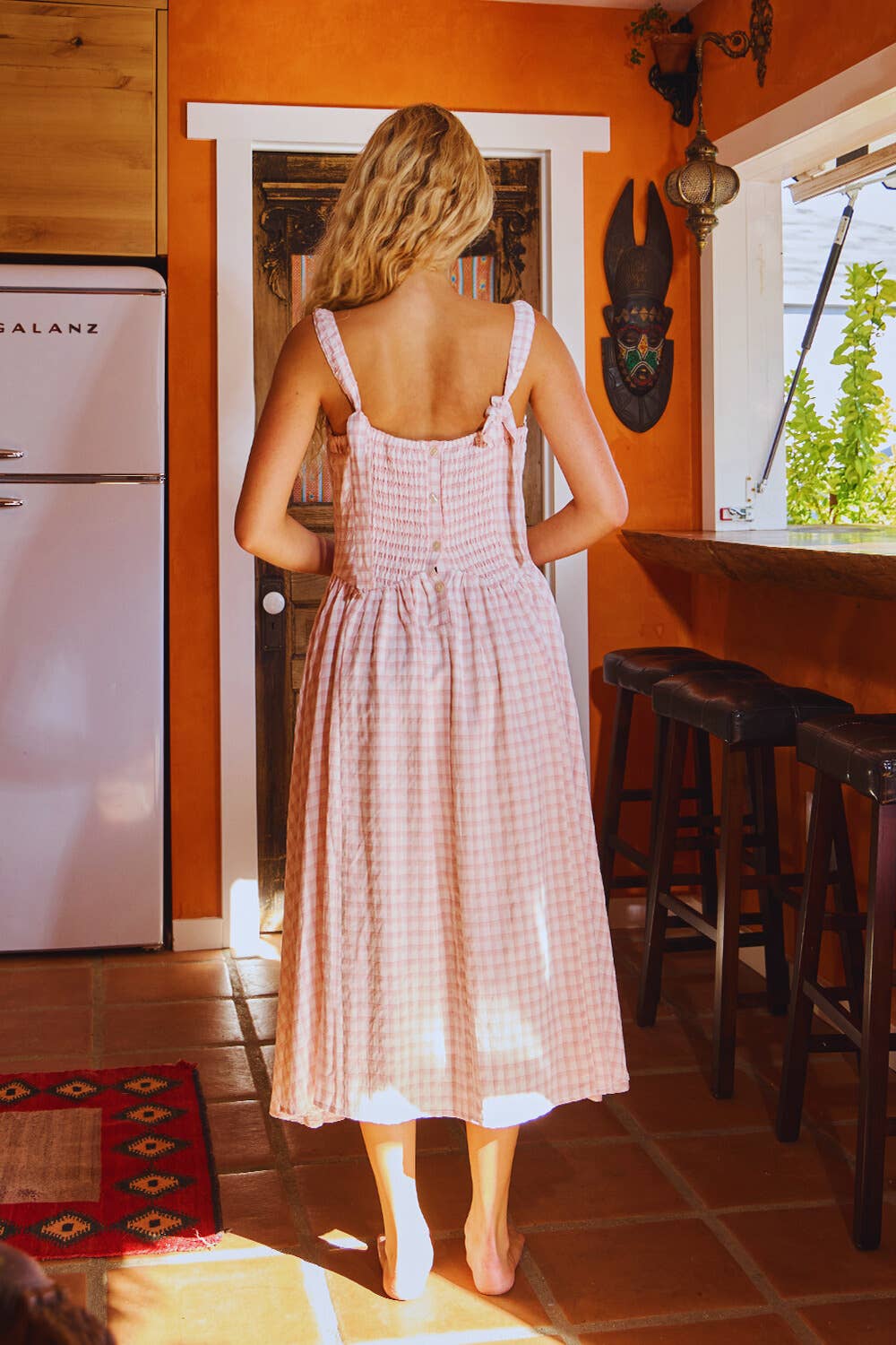 CONVERTIBLE SHOULDER STRAPS SMOCKED CHECK MIDI DRESS