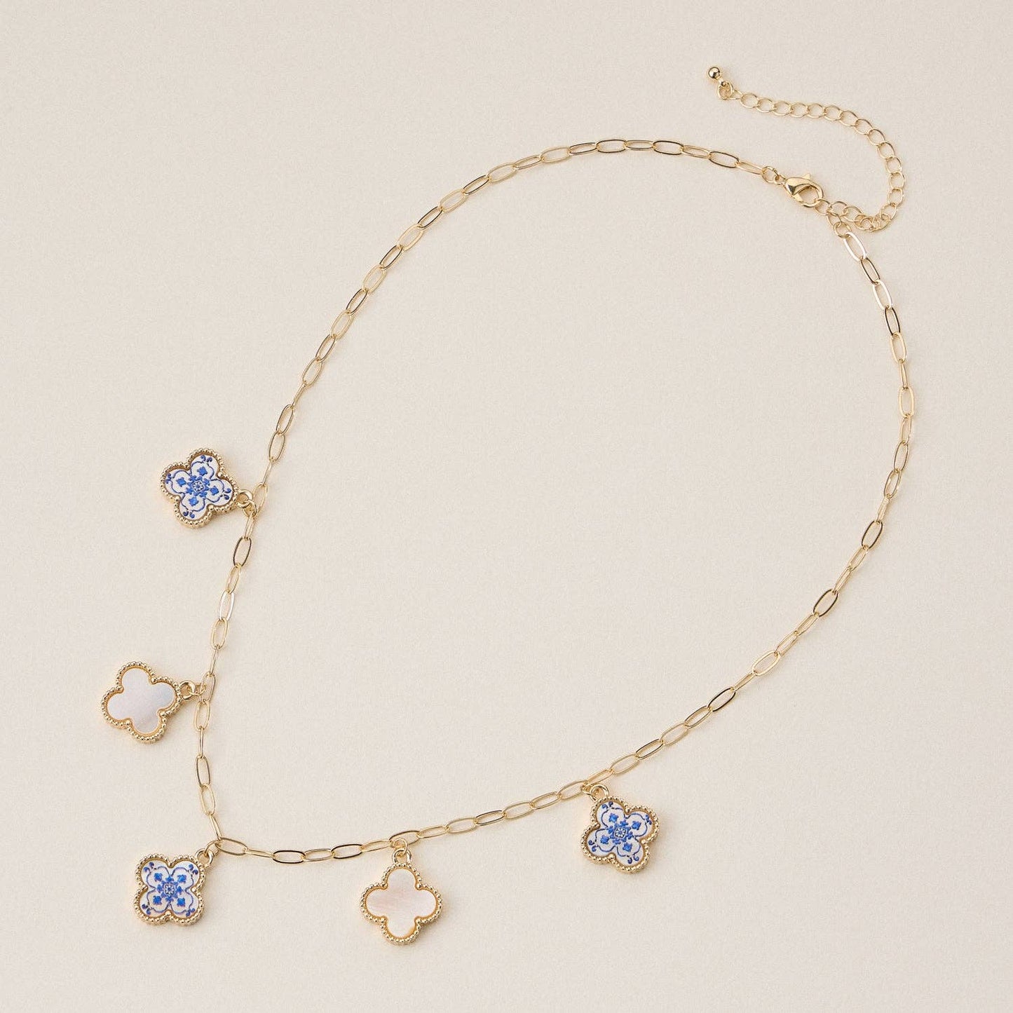 Blue Floral & Pearl Clover Charm Necklace: One / M-5SN11125
