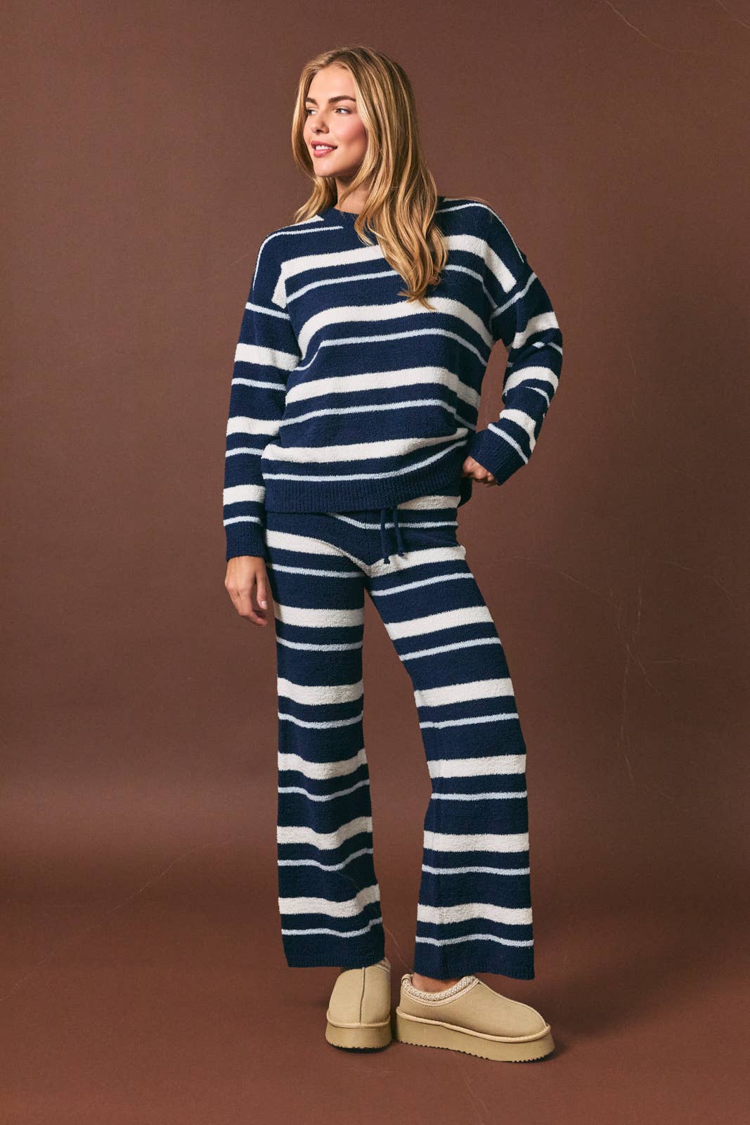 LONG SLEEVE STRIPE SWEATER TOP WITH WIDE LEG SWEATER PANTS