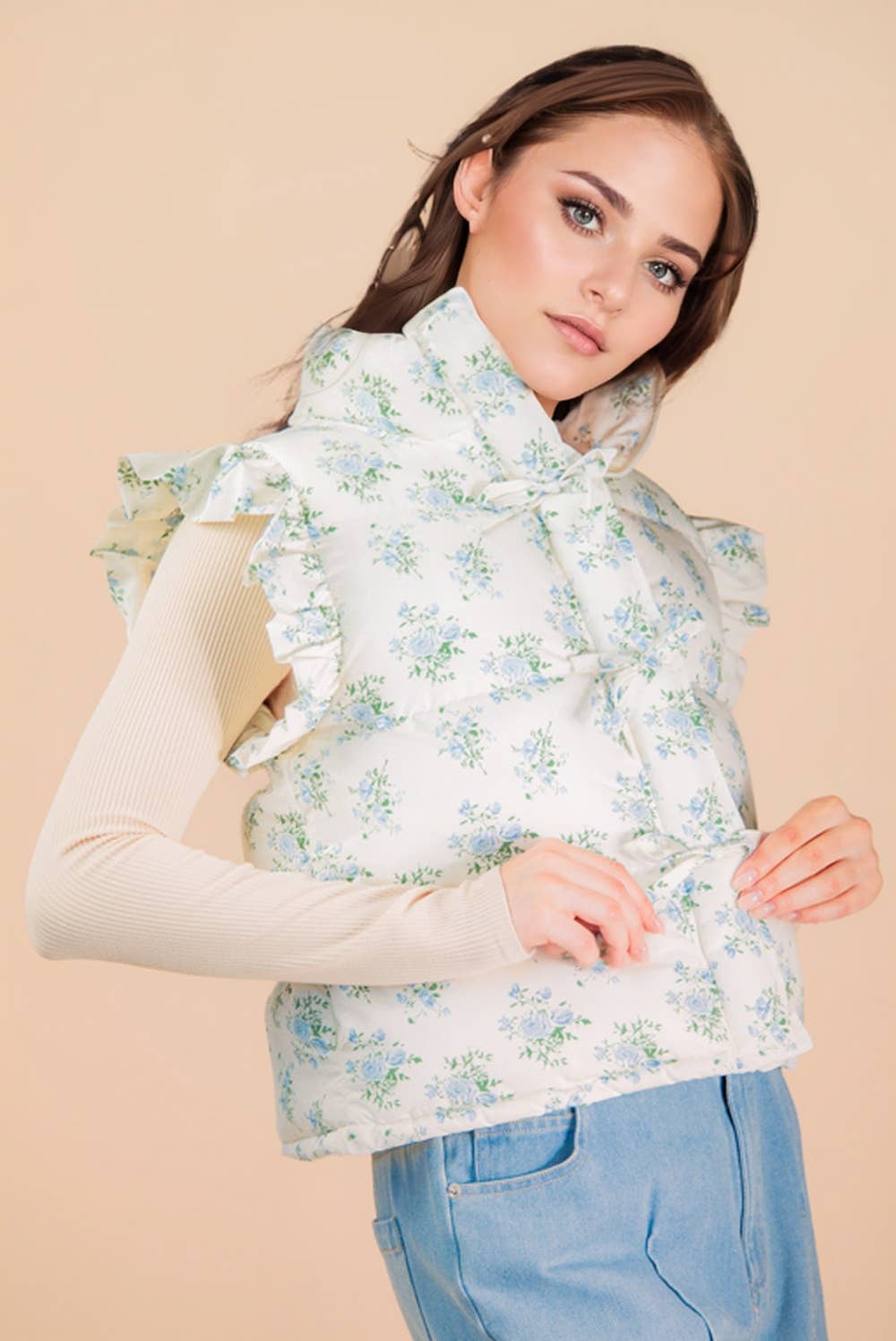 FRONT ROW RUFFLE SLEEVE PUFFER VEST