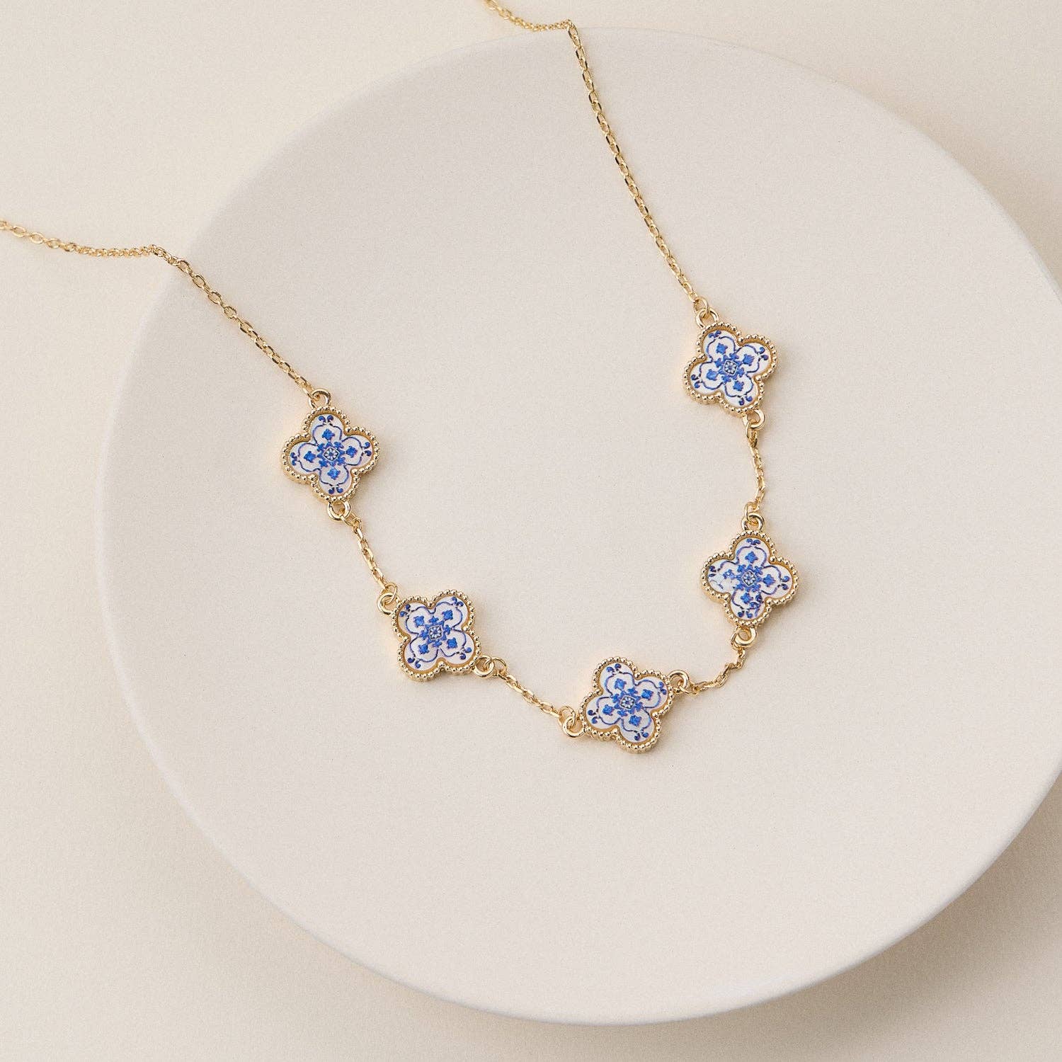 Blue Floral Clover Enamel Necklace – Gold Tone: One / M-5SN11124