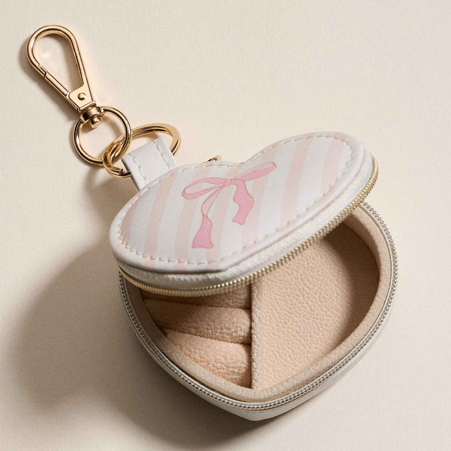 Heart-Shaped Jewelry Travel Case with Keychain – Pink Bow Stripe Design: IV / ONE