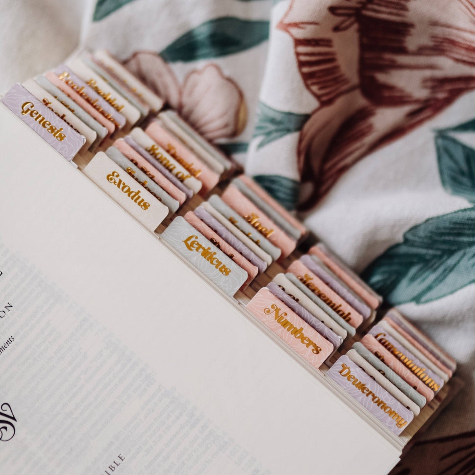 PASTEL FLORAL BIBLE TABS