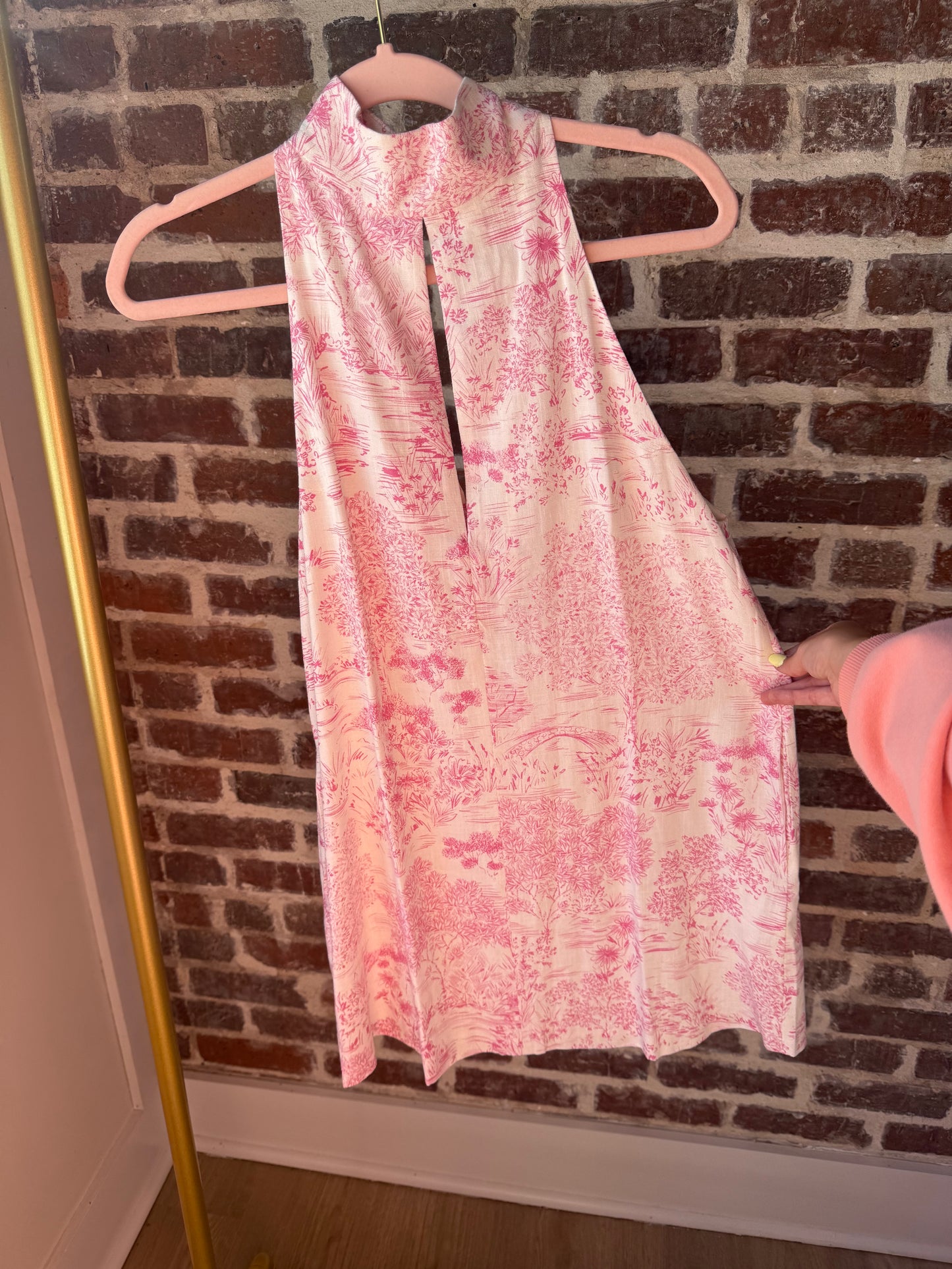 LOVELY POND TURTLE NECK CUTOUT PLAIN MINI DRESS