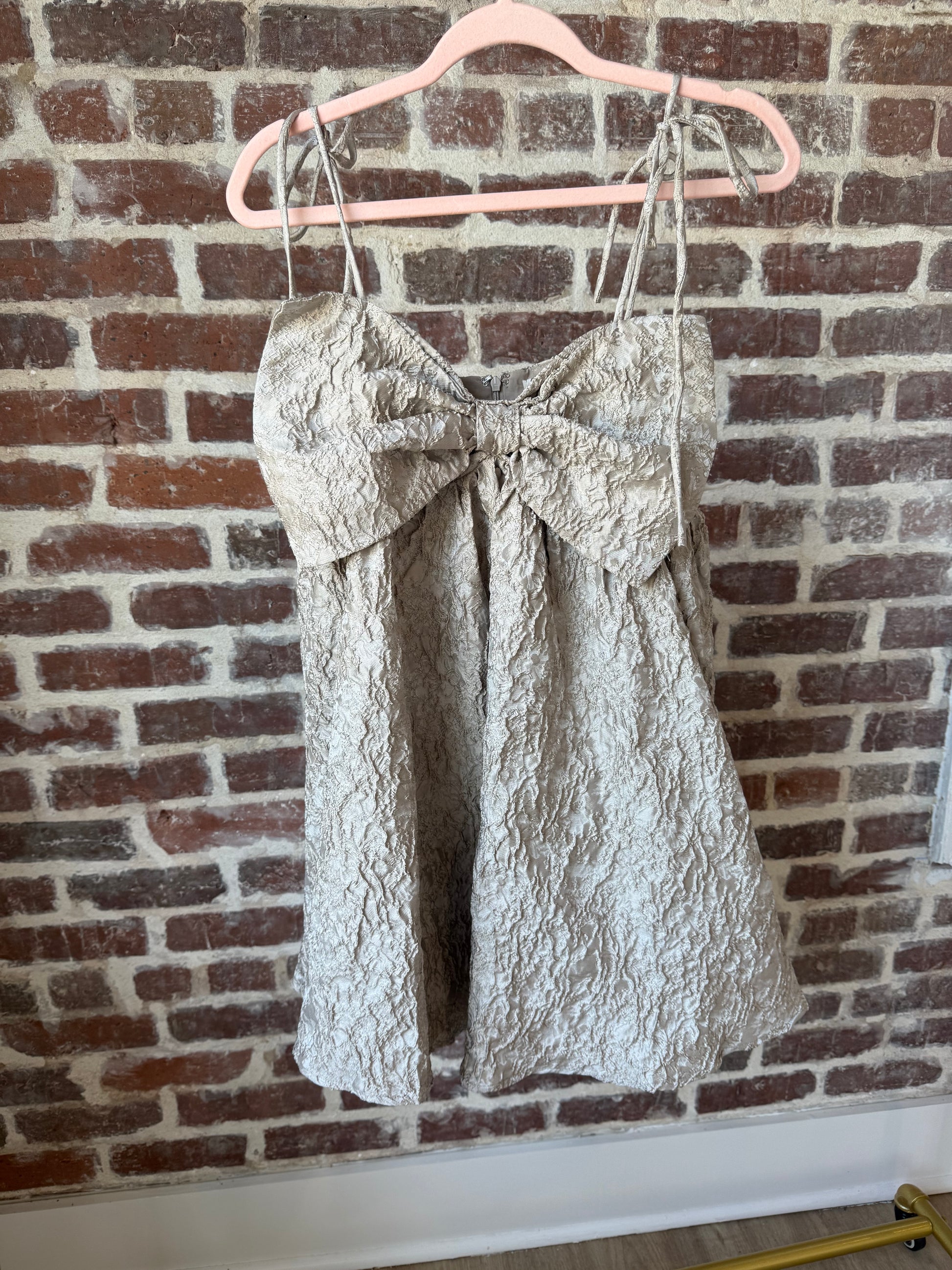 JACQUARD BOW MINI DRESS