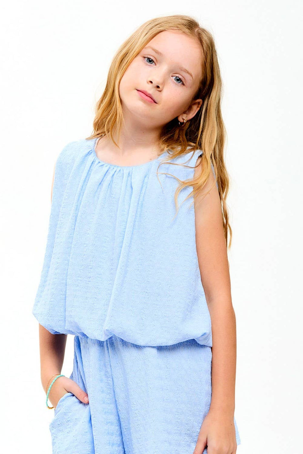 Curly Wrinkled Sleeveless Bubble Top