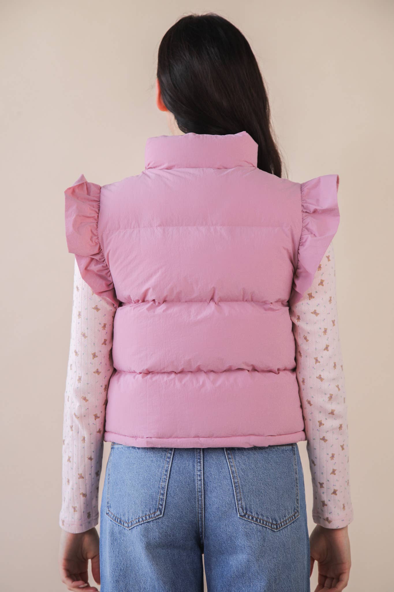FRONT ROW RUFFLE SLEEVE PUFFER VEST