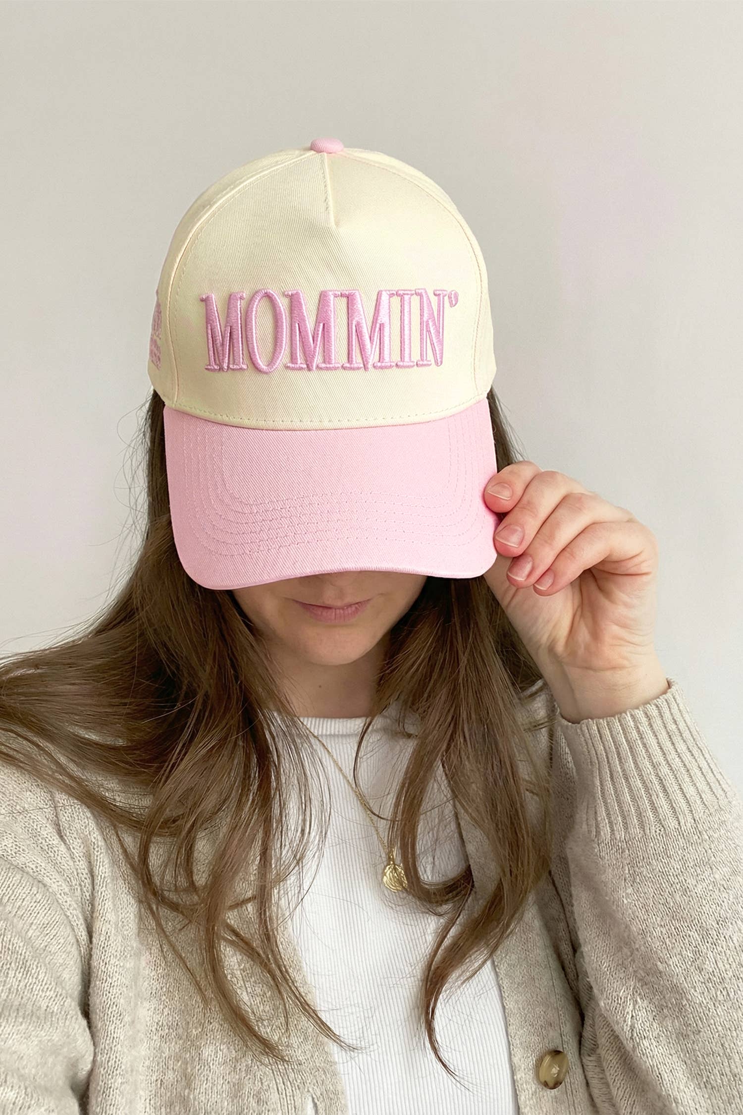 Mommin Baseball Cap: Pink / ONE SIZE
