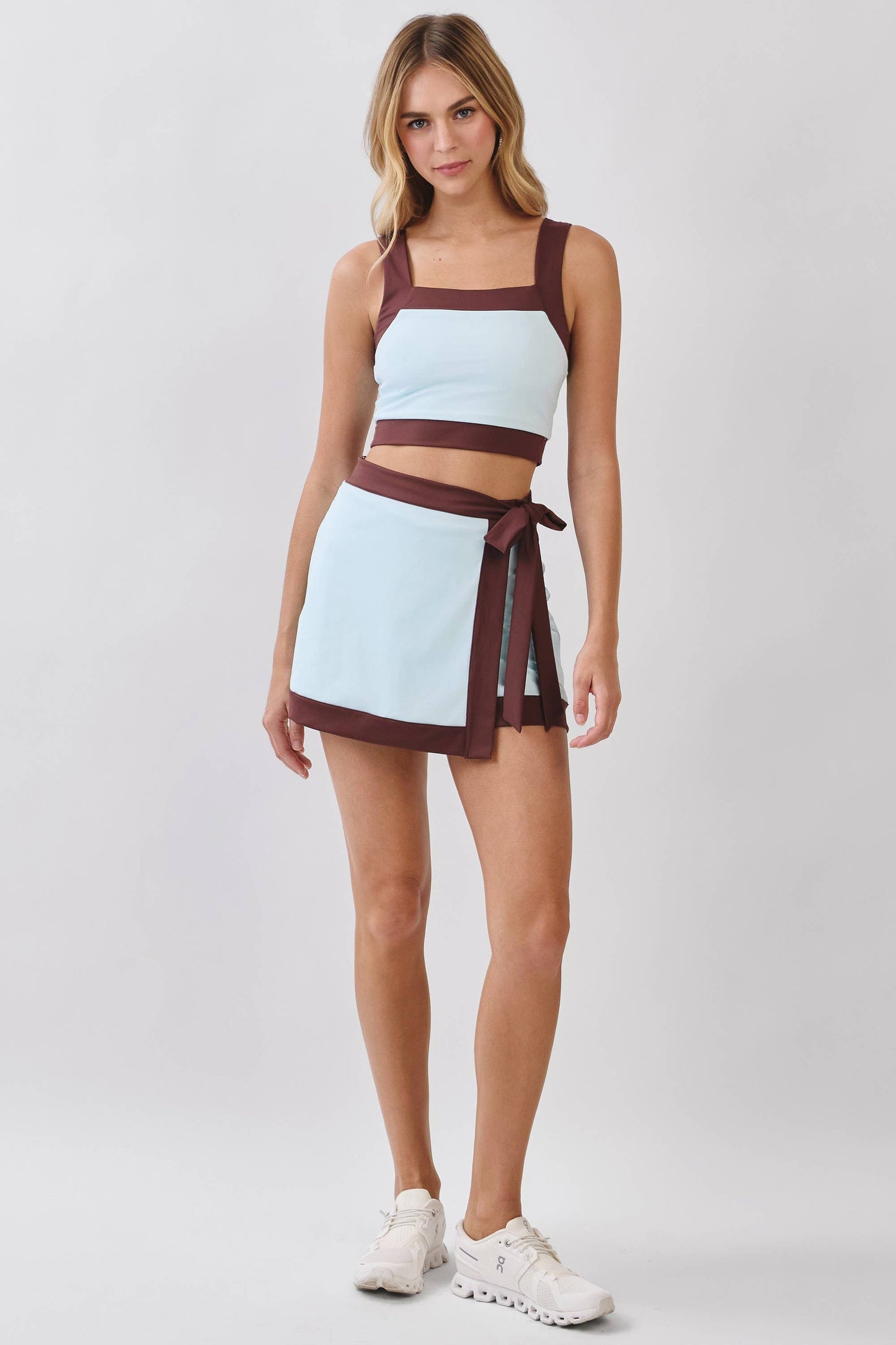 CT10063-Contrast Trim Square Neck Active Crop Top